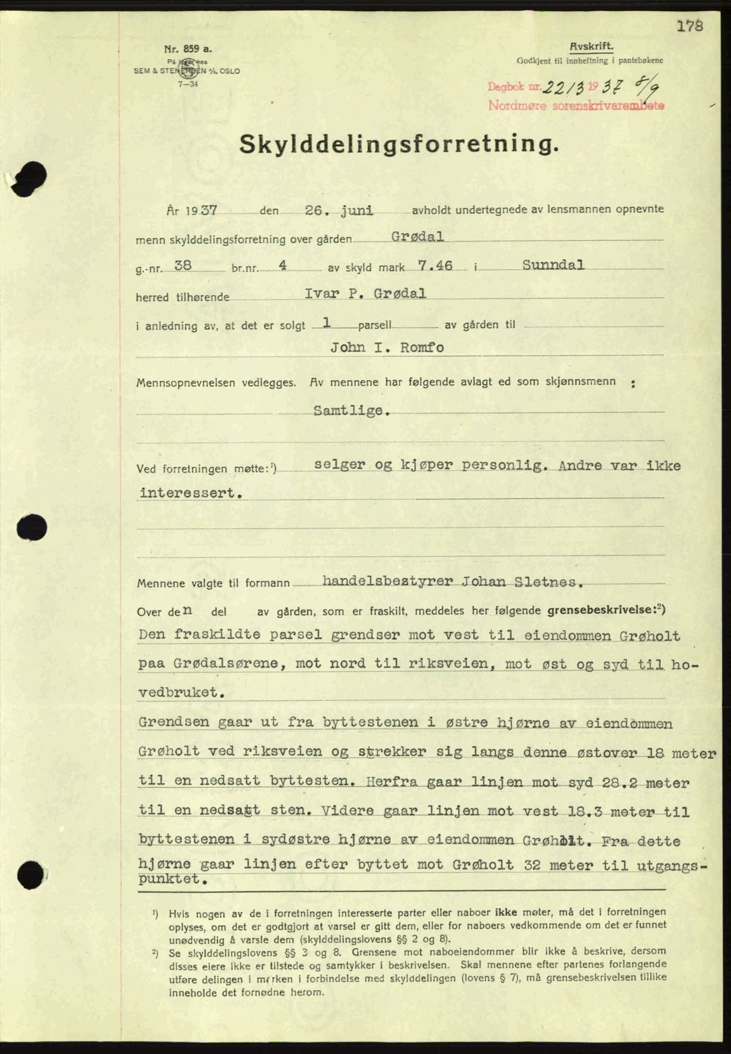 Nordmøre sorenskriveri, SAT/A-4132/1/2/2Ca: Pantebok nr. A82, 1937-1938, Dagboknr: 2213/1937