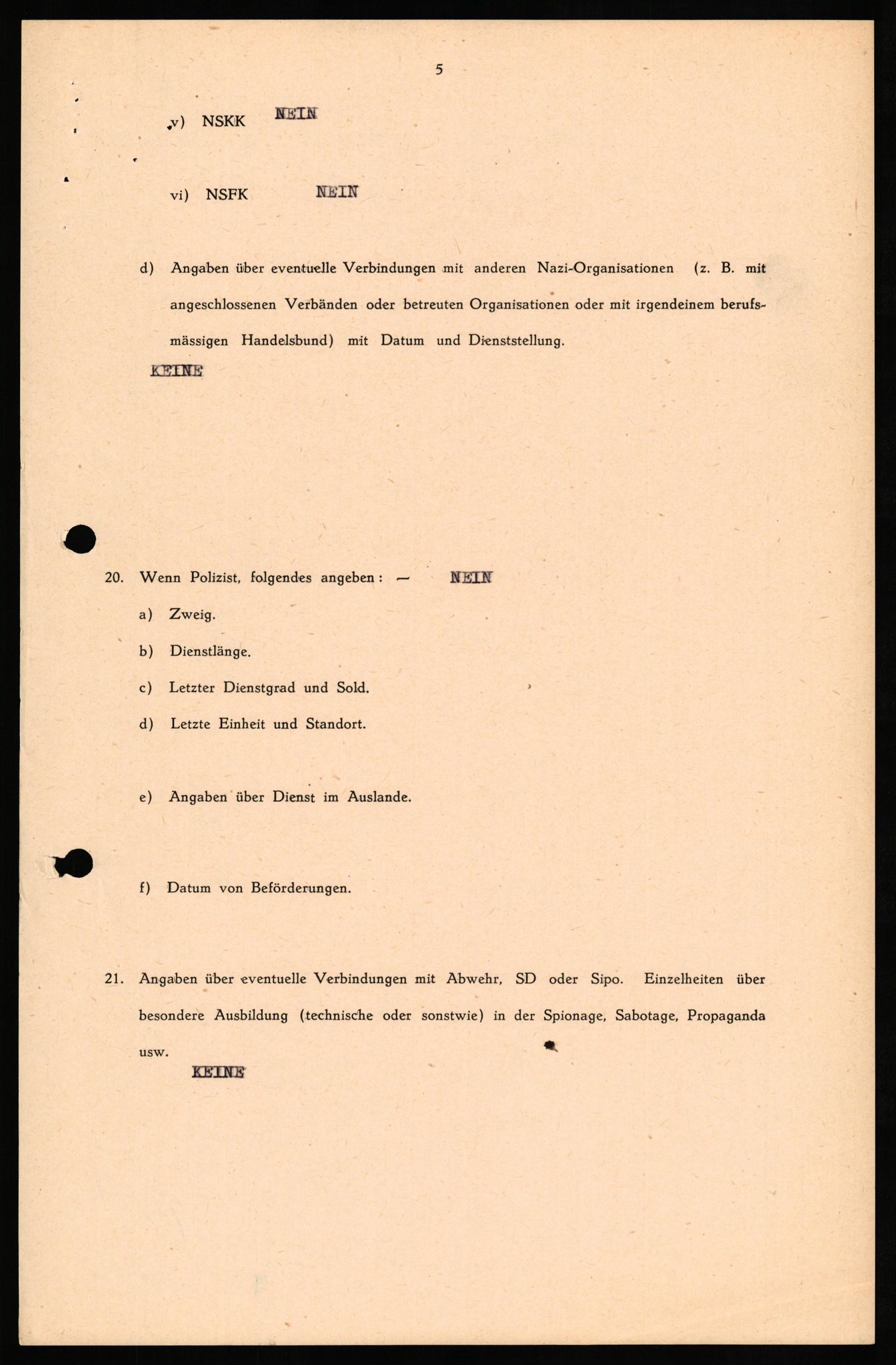 Forsvaret, Forsvarets overkommando II, AV/RA-RAFA-3915/D/Db/L0030: CI Questionaires. Tyske okkupasjonsstyrker i Norge. Tyskere., 1945-1946, s. 194