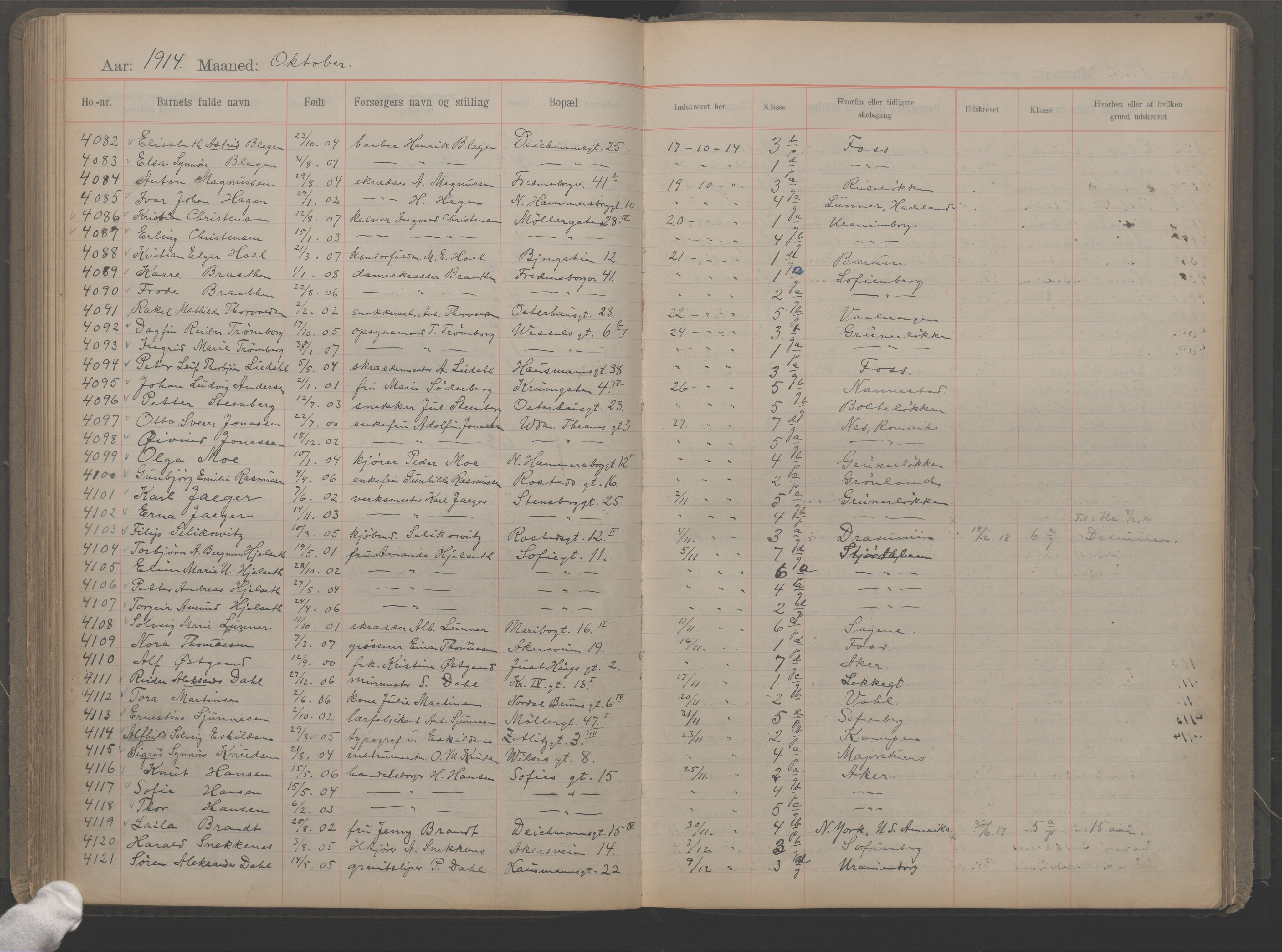 Møllergata skole, OBA/A-20129/F/Fa/L0002: Ut-/innskrivningsprotokoll, 1907-1932, s. 107