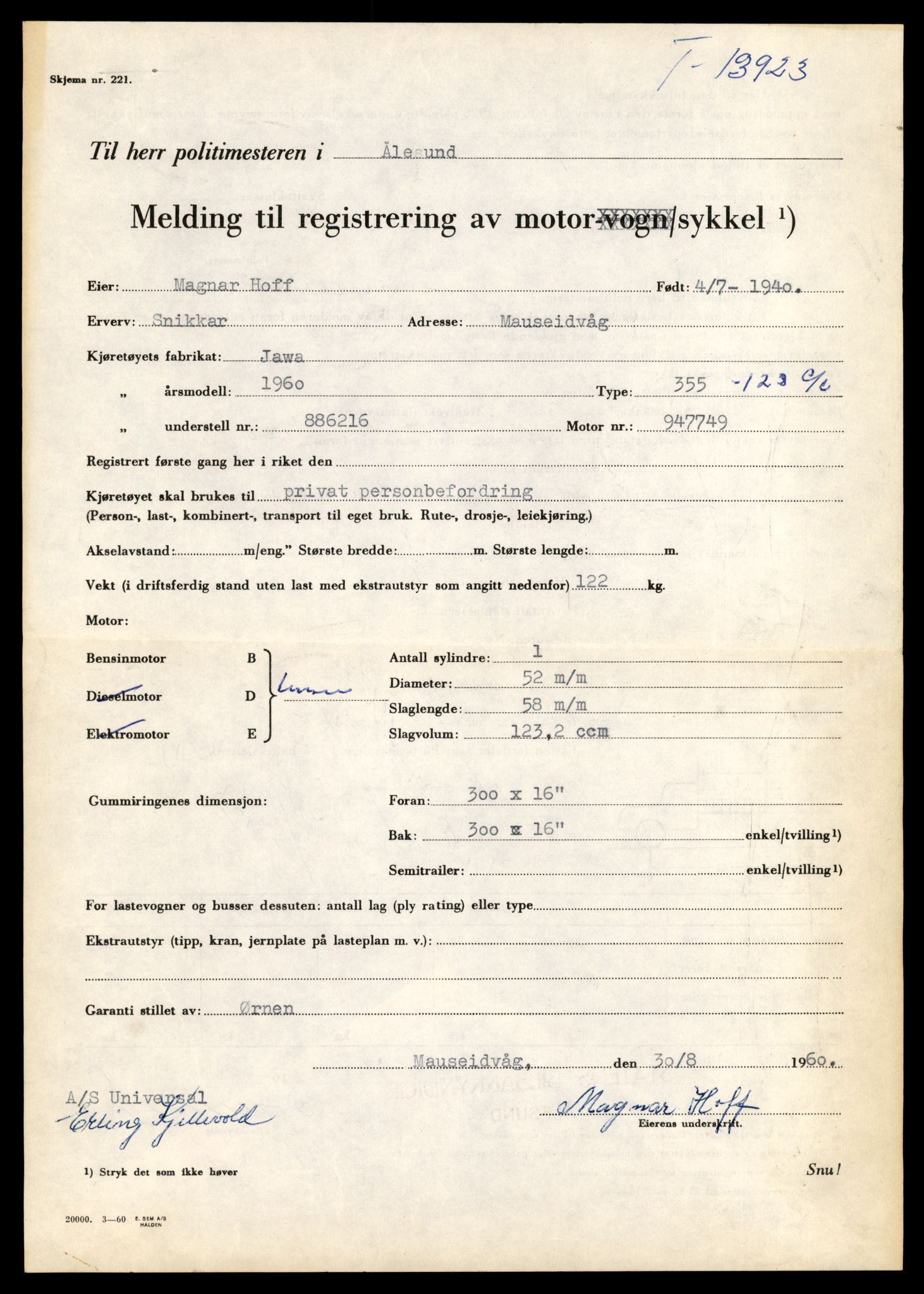 Møre og Romsdal vegkontor - Ålesund trafikkstasjon, AV/SAT-A-4099/F/Fe/L0042: Registreringskort for kjøretøy T 13906 - T 14079, 1927-1998, s. 268
