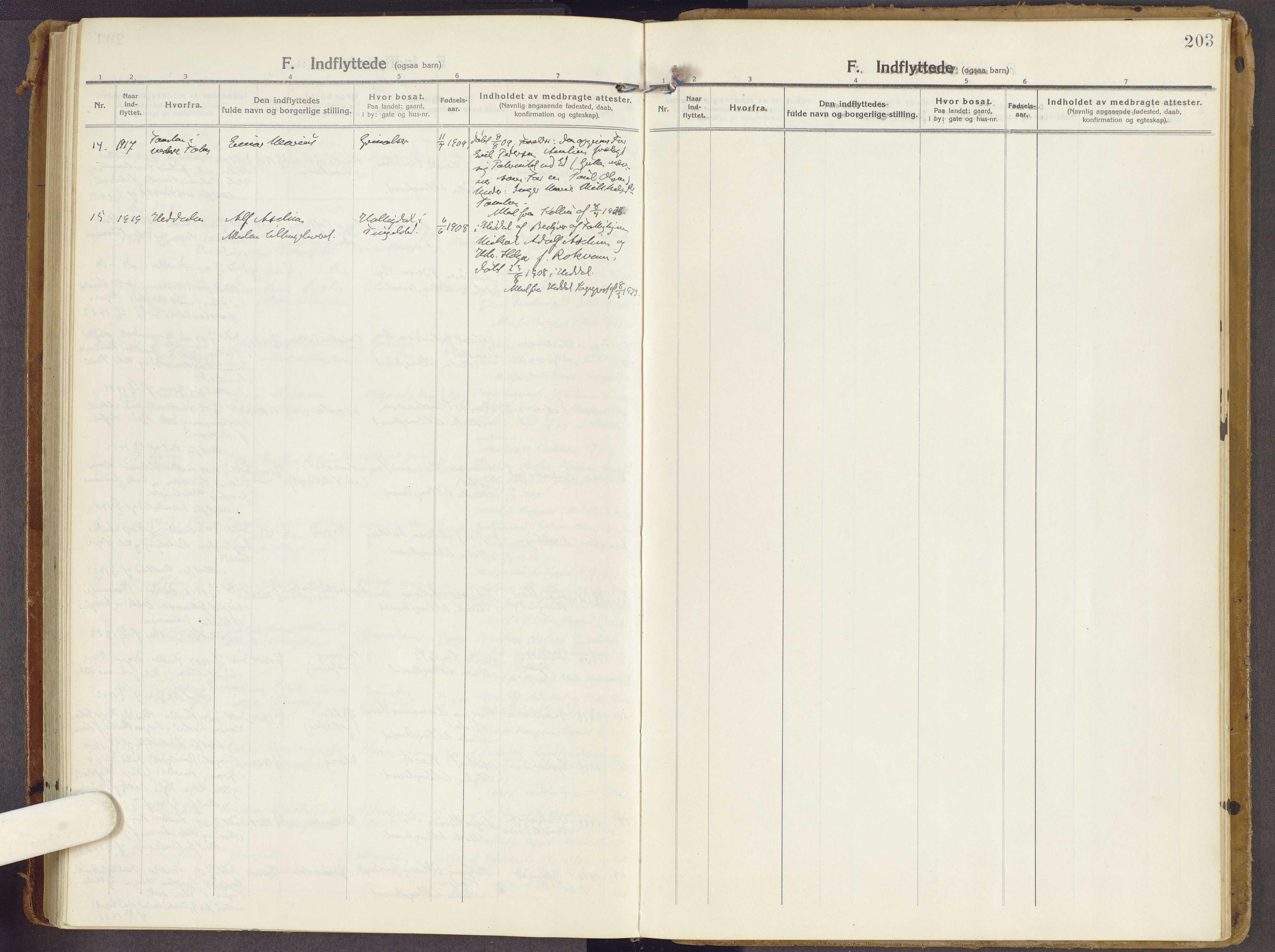 Brandbu prestekontor, SAH/PREST-114/H/Ha/Haa/L0003: Ministerialbok nr. 3, 1914-1928, s. 203
