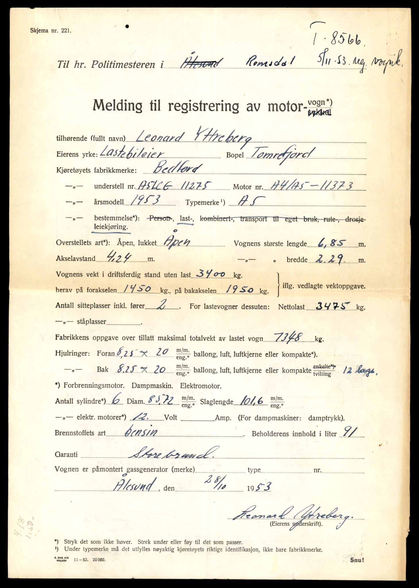Møre og Romsdal vegkontor - Ålesund trafikkstasjon, AV/SAT-A-4099/F/Fe/L0033: Registreringskort for kjøretøy T 12151 - T 12474, 1927-1998, s. 1535