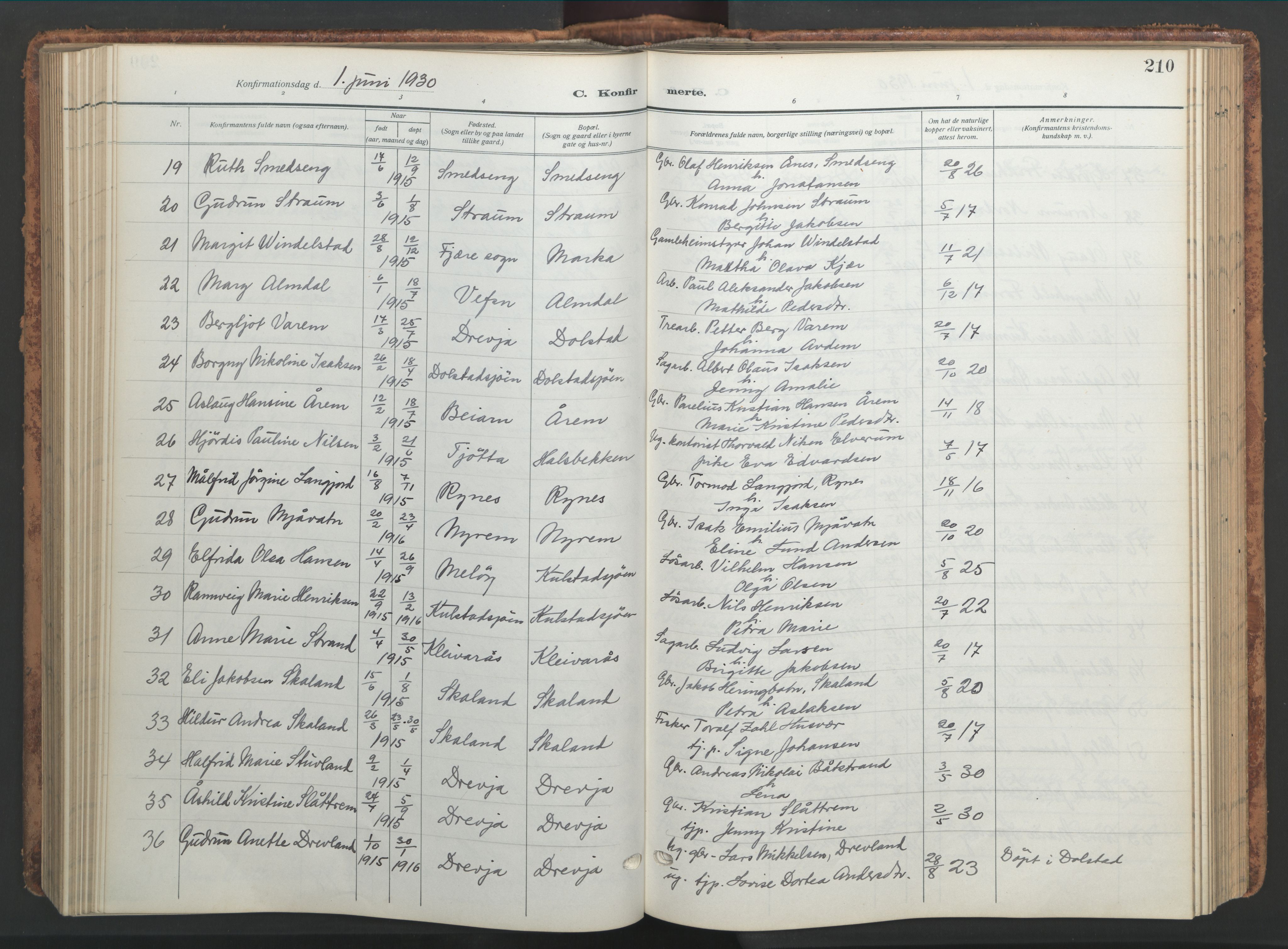 Ministerialprotokoller, klokkerbøker og fødselsregistre - Nordland, AV/SAT-A-1459/820/L0302: Klokkerbok nr. 820C04, 1917-1948, s. 210