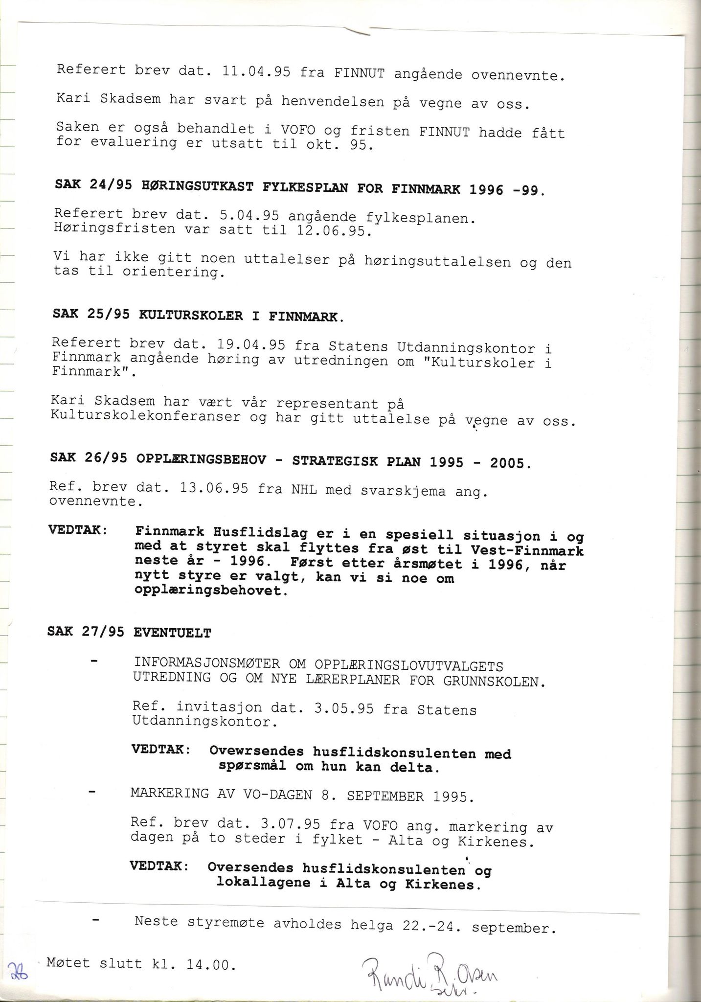 Finnmark Husflidslag, FMFB/A-1134/A/L0004: Møtebok, 1995-2000, s. 32