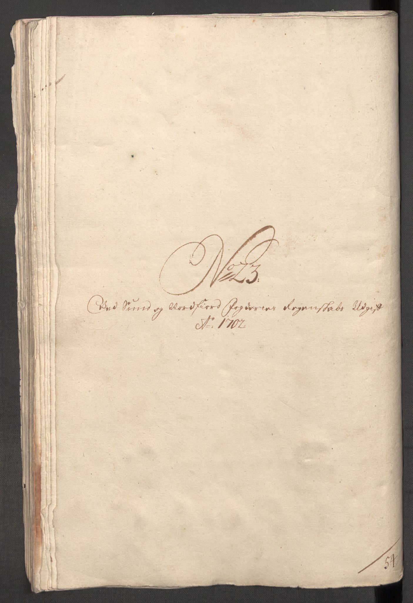Rentekammeret inntil 1814, Reviderte regnskaper, Fogderegnskap, RA/EA-4092/R53/L3426: Fogderegnskap Sunn- og Nordfjord, 1702, s. 306