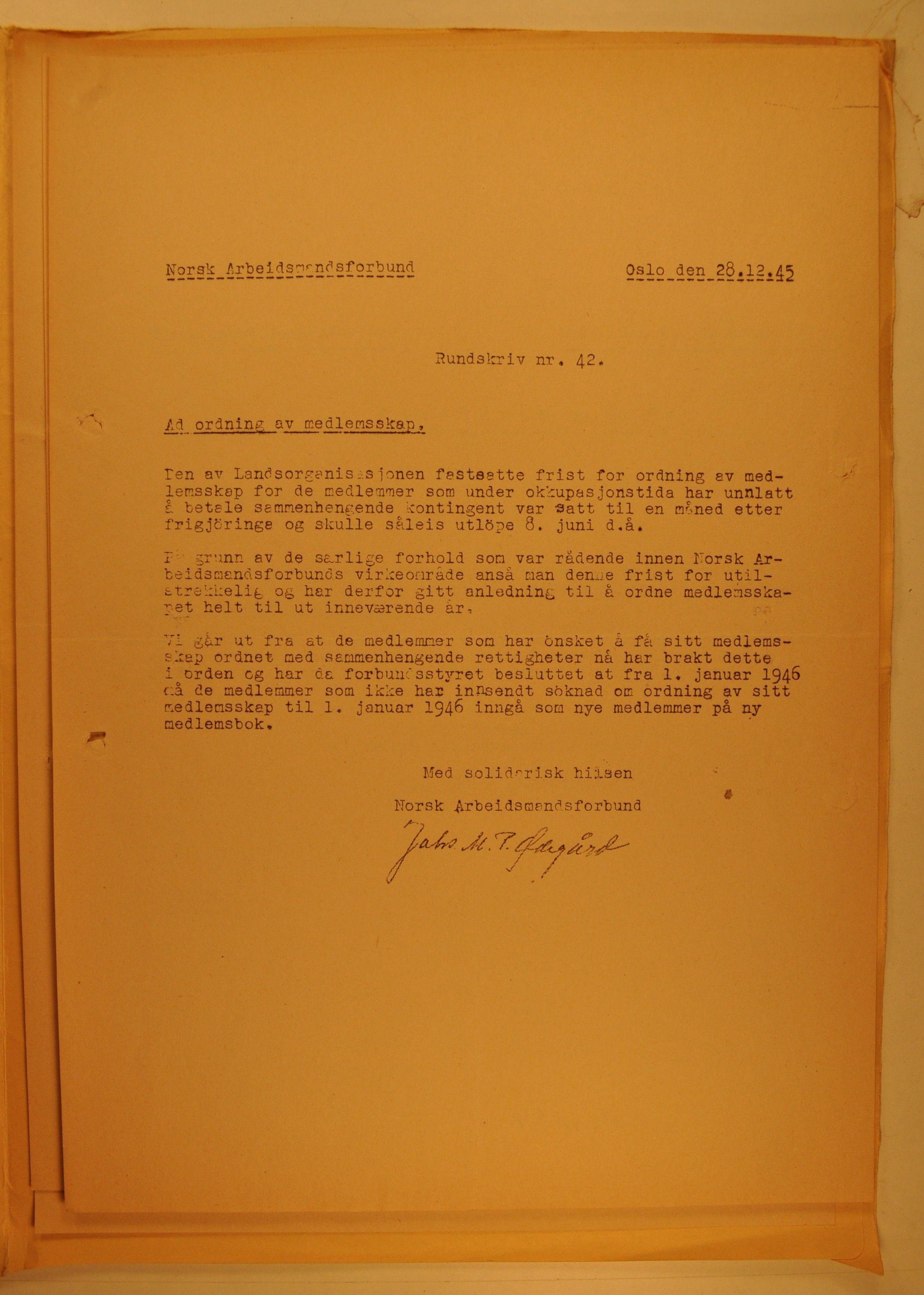 Hadeland Veiarbeiderforening, OARM/H-A-00304/D/Da/L0001/0013: Sakspapirer / Sakspapirer, 1945