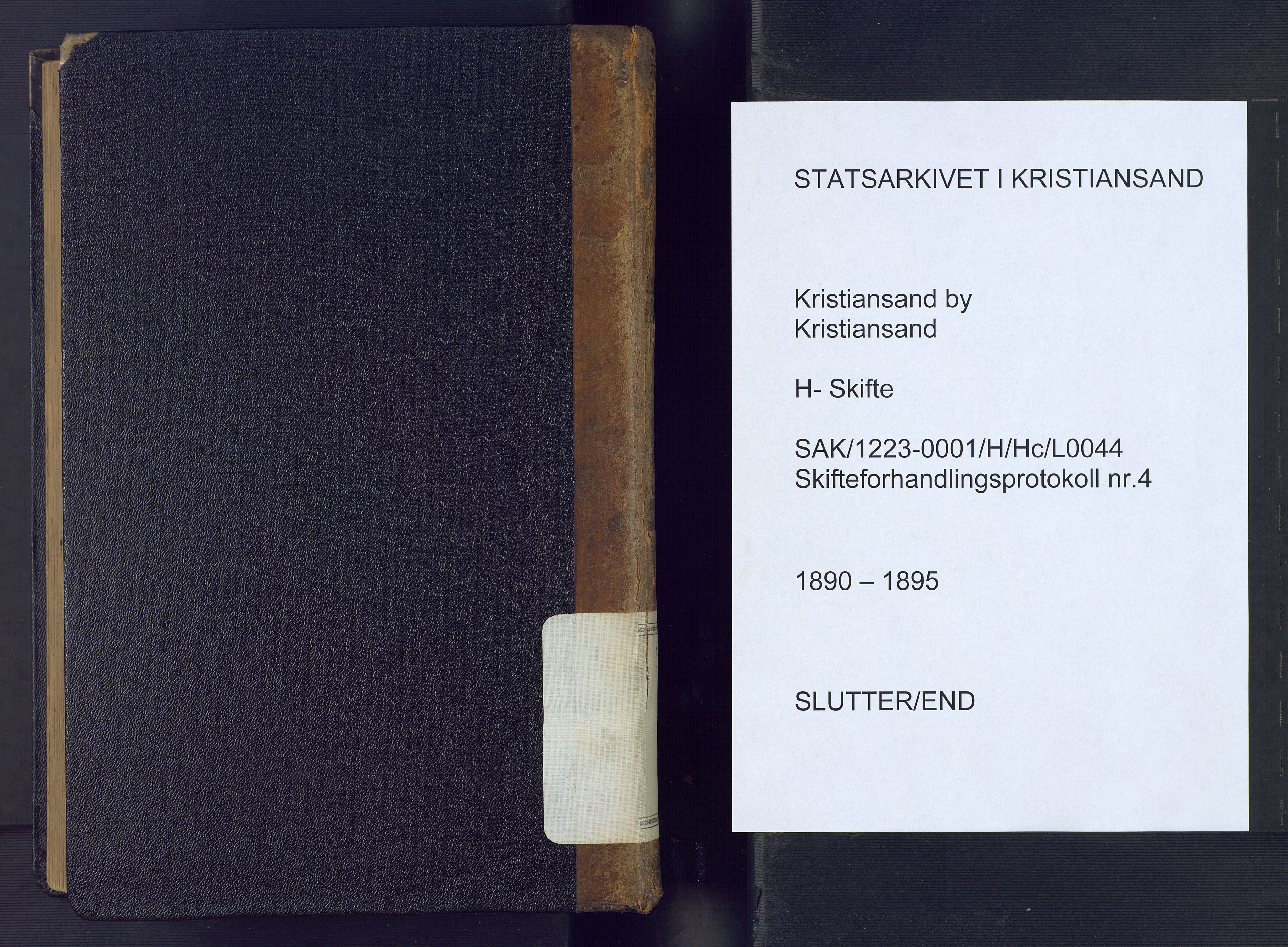 Kristiansand byrett, AV/SAK-1223-0001/H/Hc/L0044: Skifteforhandlingsprotokoll nr. 4, med register, 1890-1895