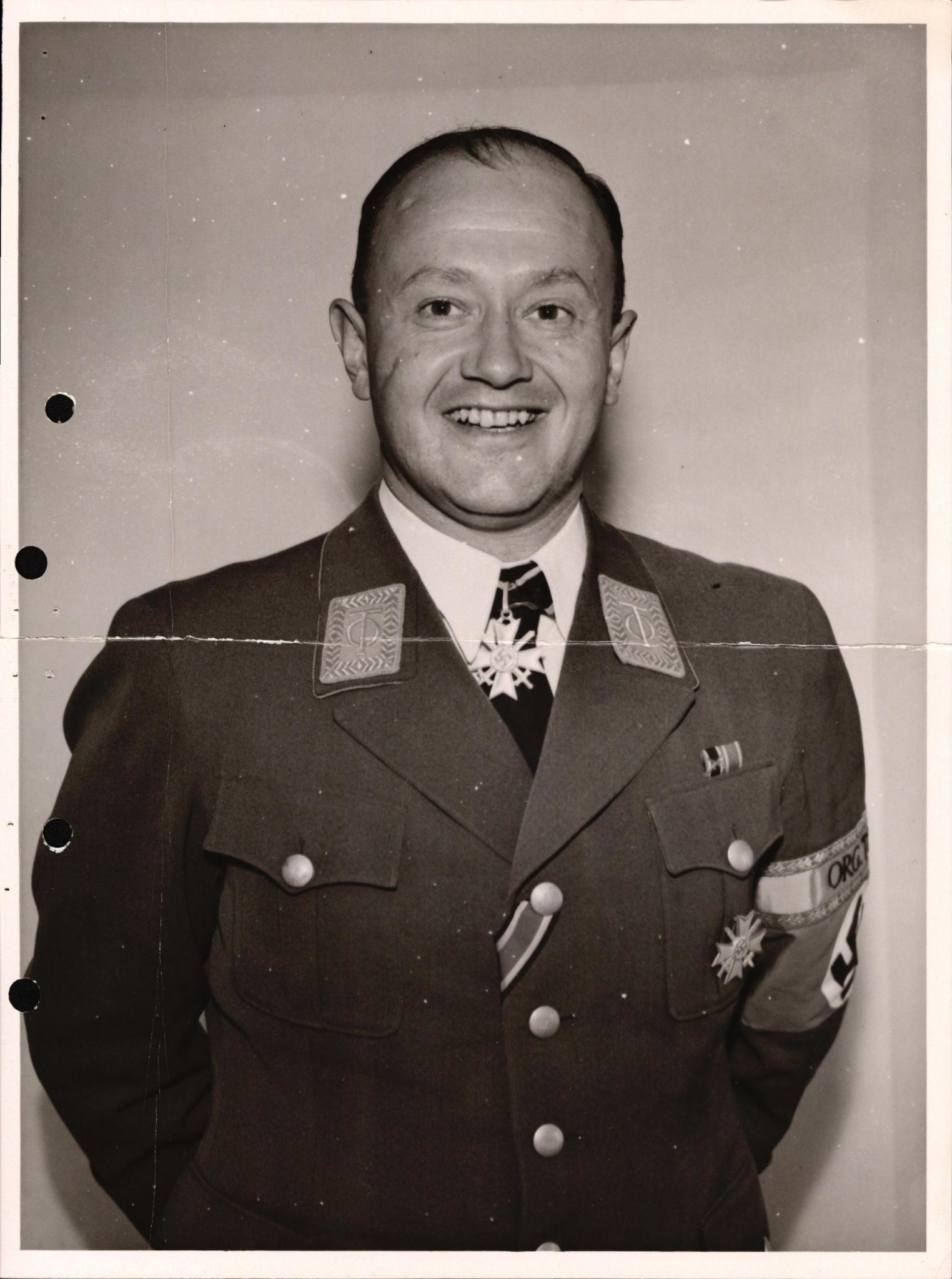 Forsvaret, Forsvarets overkommando II, AV/RA-RAFA-3915/D/Db/L0012: CI Questionaires. Tyske okkupasjonsstyrker i Norge. Tyskere., 1945-1946, s. 473