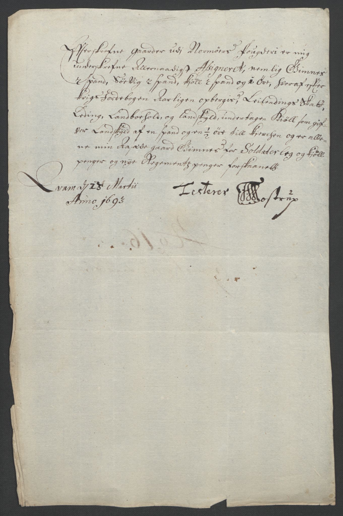 Rentekammeret inntil 1814, Reviderte regnskaper, Fogderegnskap, RA/EA-4092/R56/L3735: Fogderegnskap Nordmøre, 1692-1693, s. 210