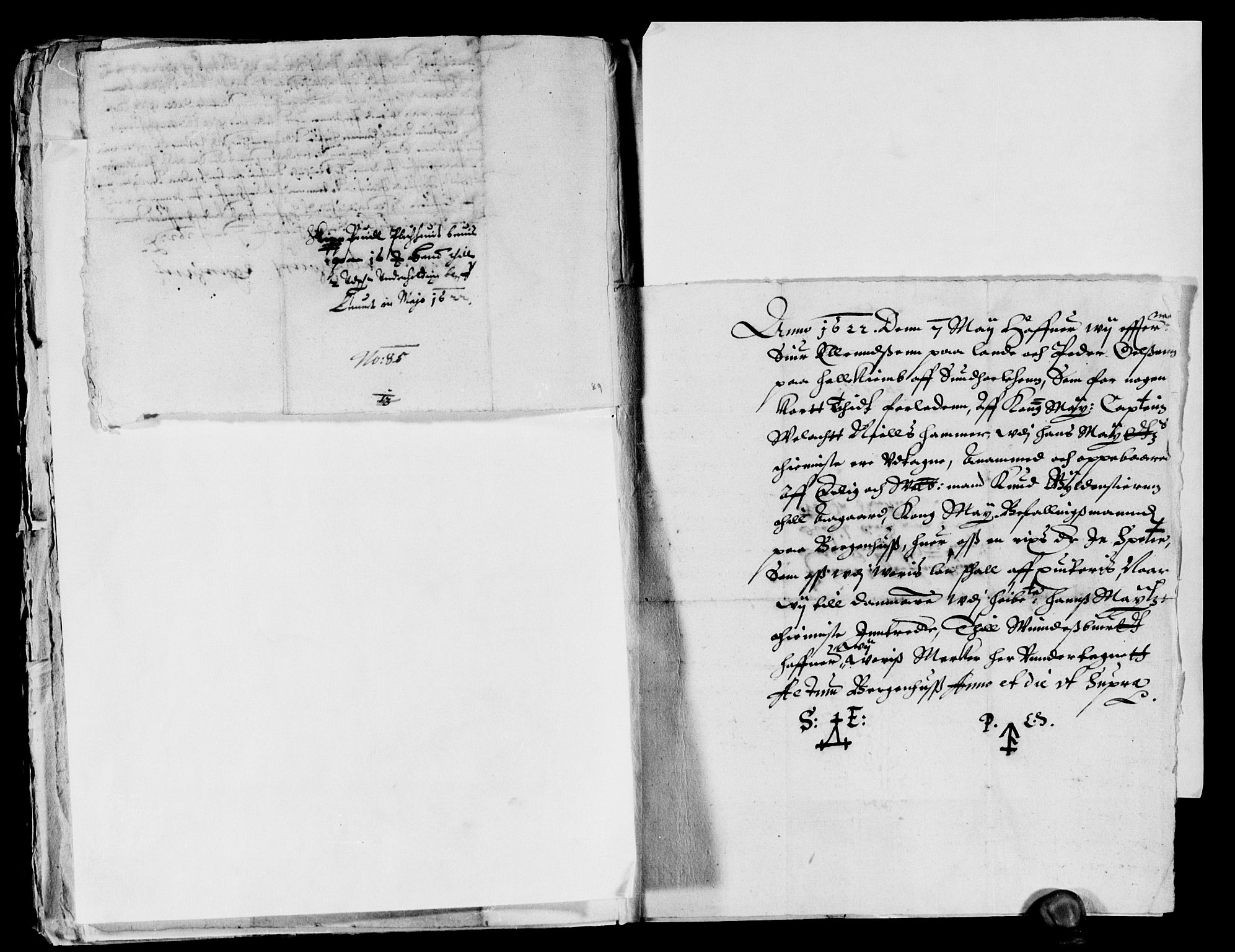 Rentekammeret inntil 1814, Reviderte regnskaper, Lensregnskaper, AV/RA-EA-5023/R/Rb/Rbt/L0033: Bergenhus len, 1621-1622