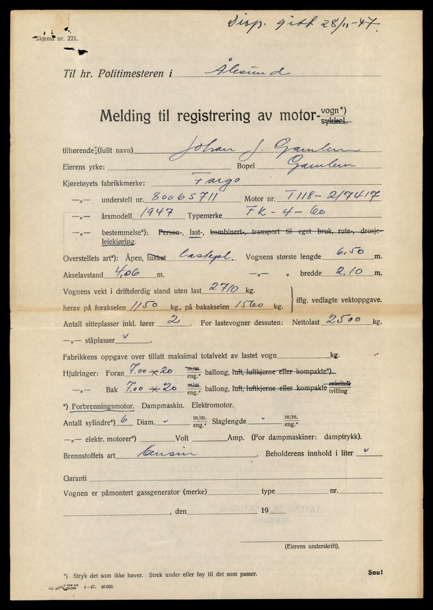 Møre og Romsdal vegkontor - Ålesund trafikkstasjon, AV/SAT-A-4099/F/Fe/L0034: Registreringskort for kjøretøy T 12500 - T 12652, 1927-1998, s. 2002