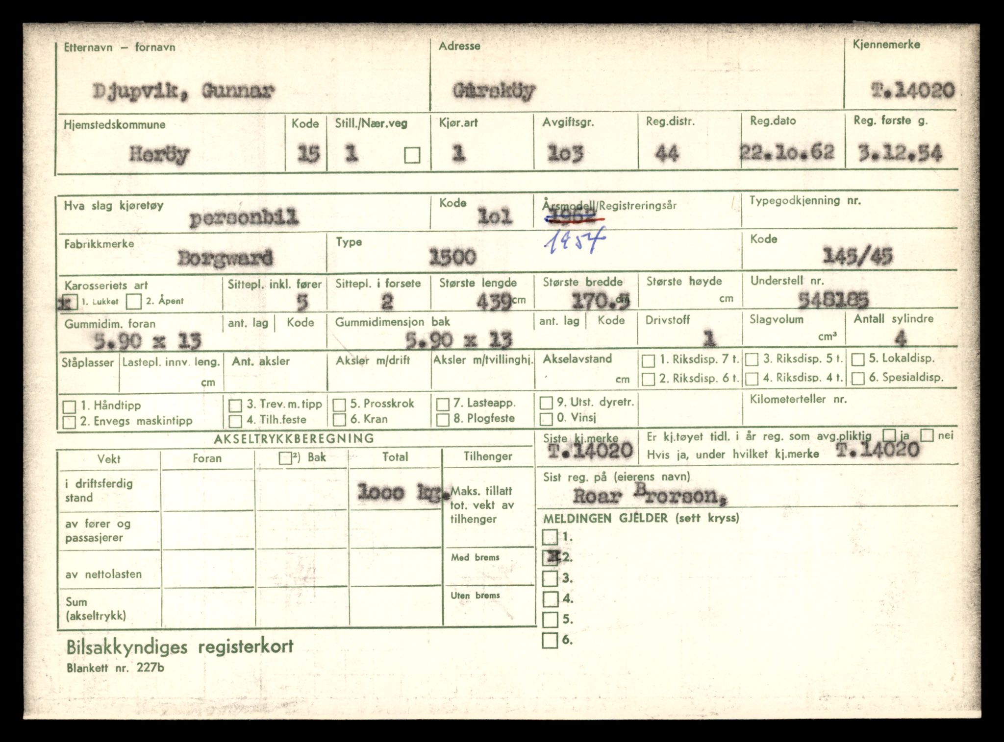 Møre og Romsdal vegkontor - Ålesund trafikkstasjon, AV/SAT-A-4099/F/Fe/L0042: Registreringskort for kjøretøy T 13906 - T 14079, 1927-1998, s. 1739
