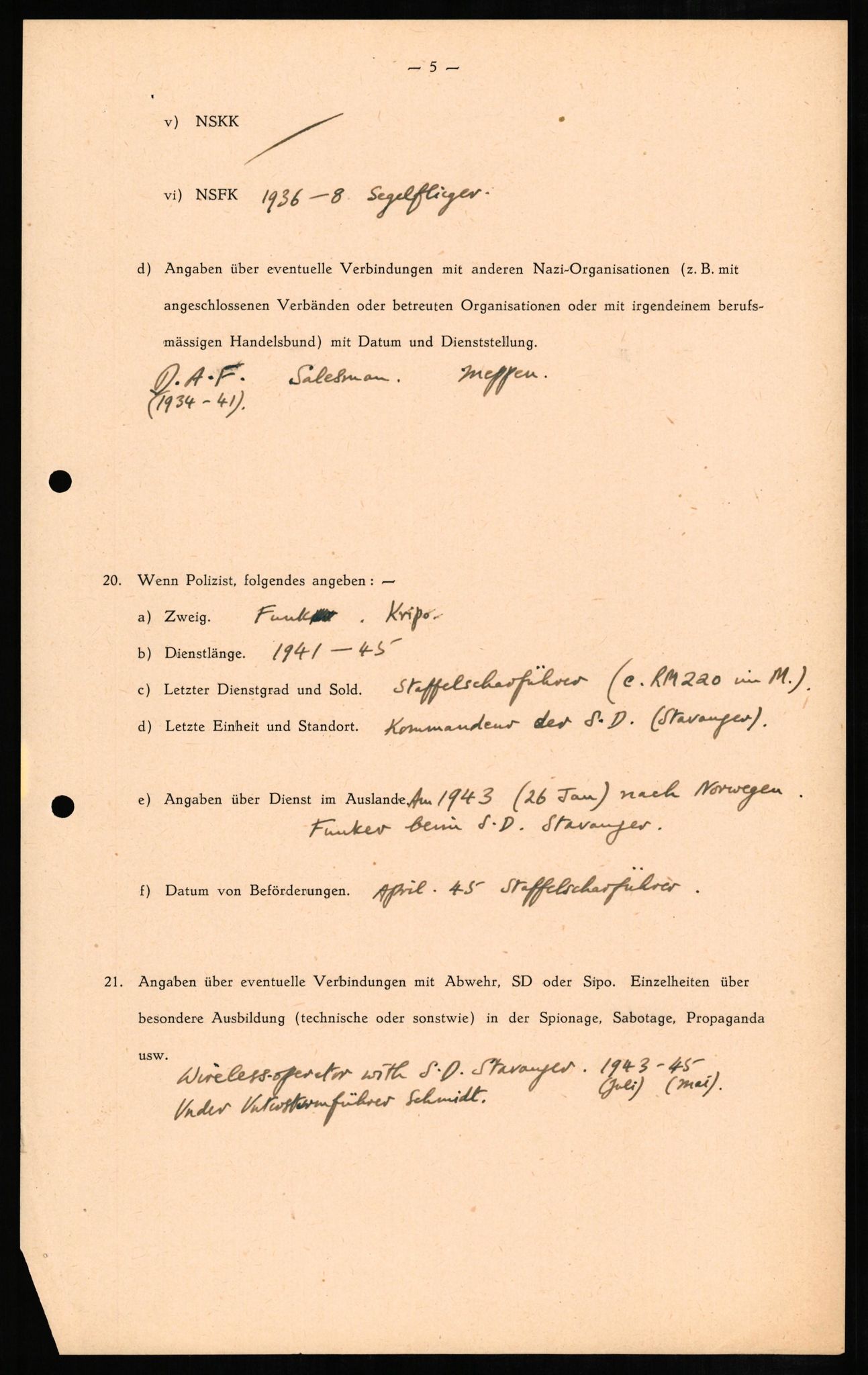 Forsvaret, Forsvarets overkommando II, AV/RA-RAFA-3915/D/Db/L0008: CI Questionaires. Tyske okkupasjonsstyrker i Norge. Tyskere., 1945-1946, s. 388