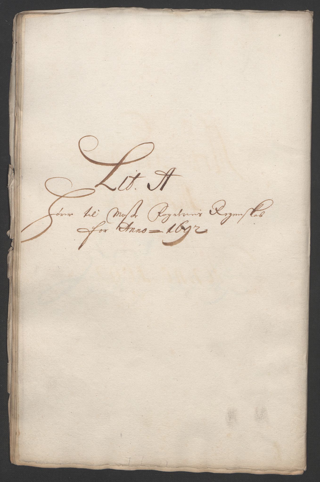 Rentekammeret inntil 1814, Reviderte regnskaper, Fogderegnskap, AV/RA-EA-4092/R02/L0108: Fogderegnskap Moss og Verne kloster, 1692-1693, s. 44