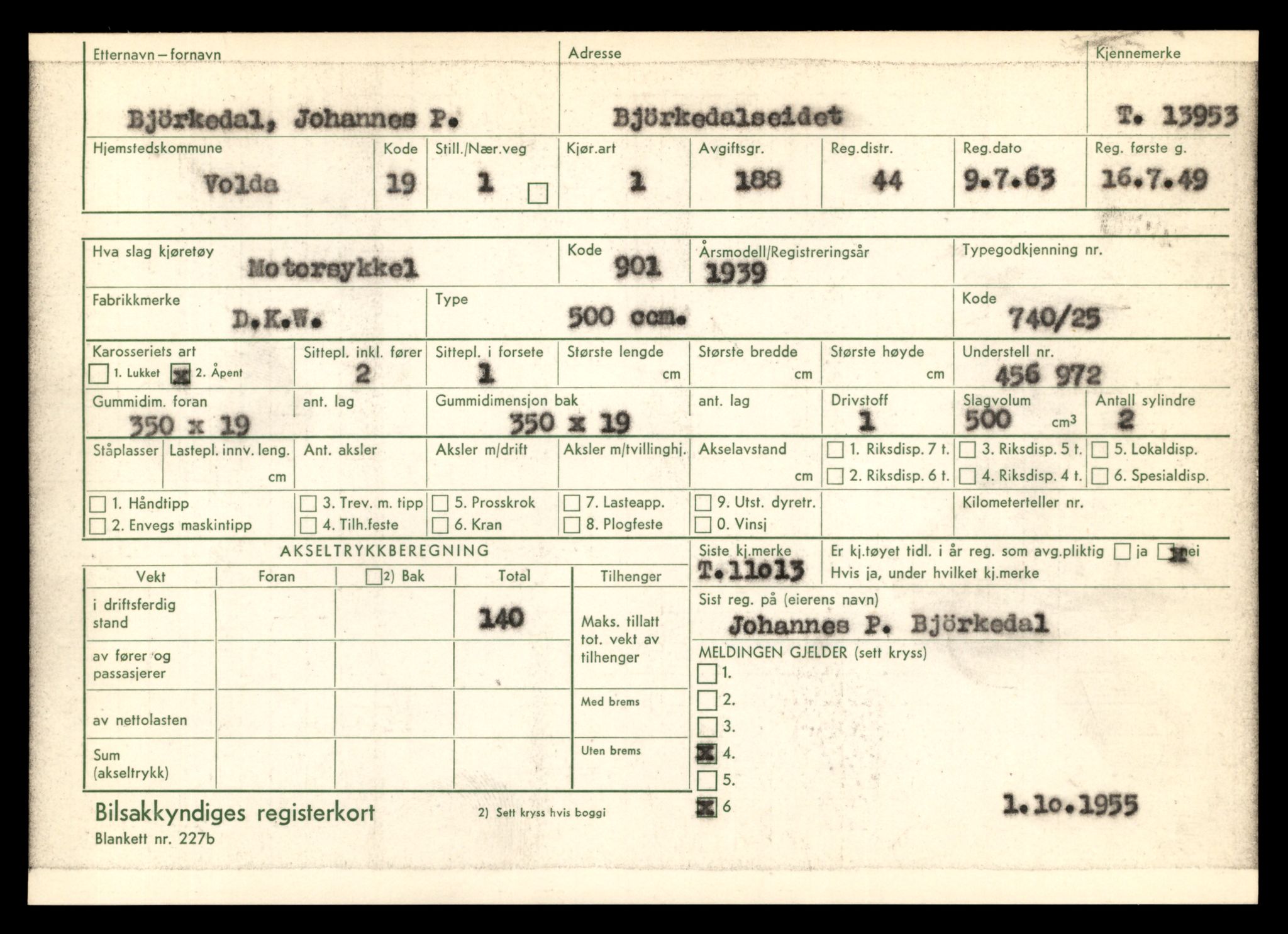 Møre og Romsdal vegkontor - Ålesund trafikkstasjon, AV/SAT-A-4099/F/Fe/L0042: Registreringskort for kjøretøy T 13906 - T 14079, 1927-1998, s. 795