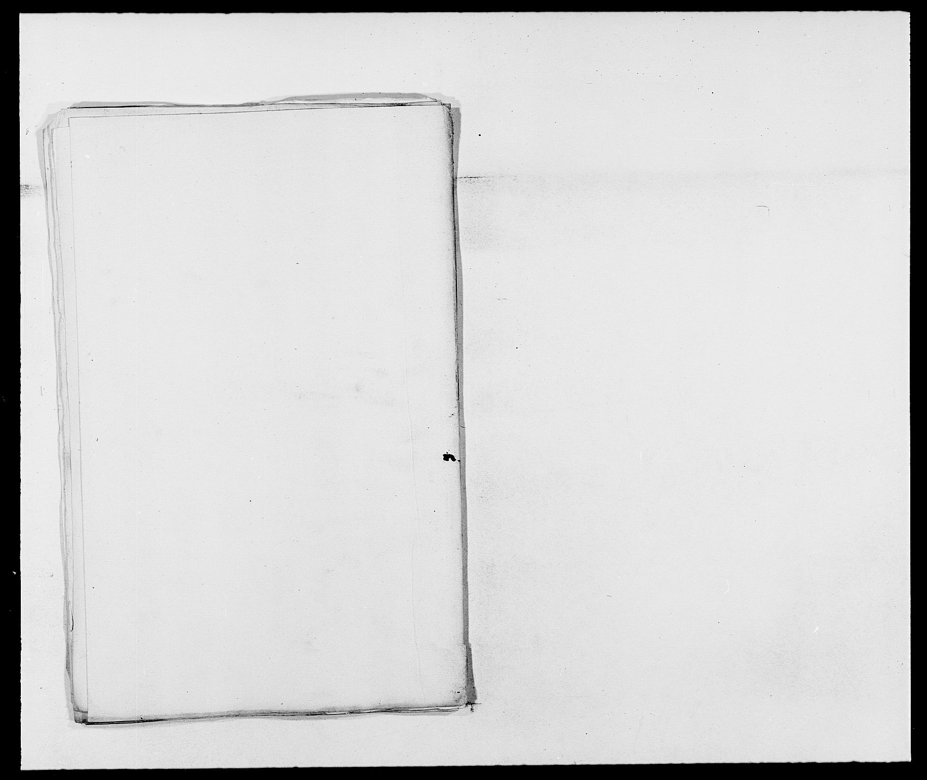 Rentekammeret inntil 1814, Reviderte regnskaper, Fogderegnskap, AV/RA-EA-4092/R01/L0007: Fogderegnskap Idd og Marker, 1687-1688, s. 327
