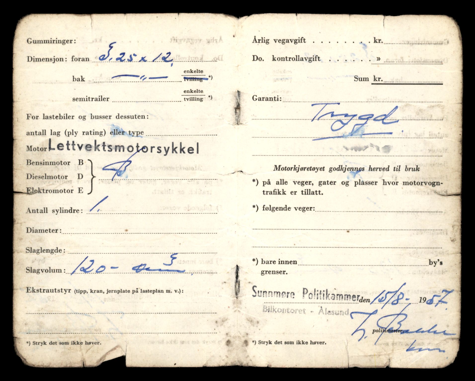 Møre og Romsdal vegkontor - Ålesund trafikkstasjon, AV/SAT-A-4099/F/Fe/L0040: Registreringskort for kjøretøy T 13531 - T 13709, 1927-1998, s. 2620