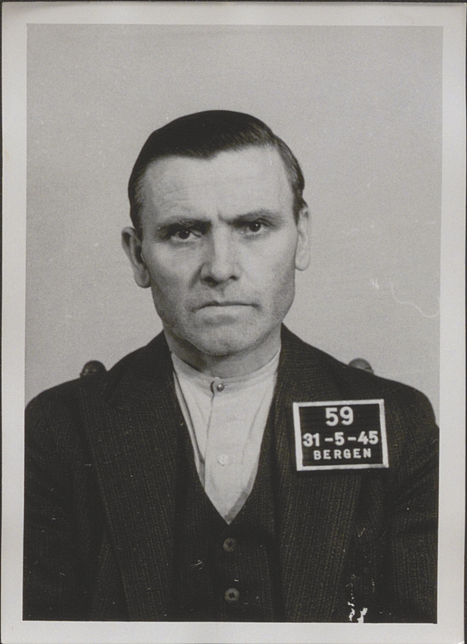 Bergen politikammer / politidistrikt, SAB/A-60401/Y/Yc/Ycd/L0004: Personfoto - landsvikere etc, 1945-1947, s. 50