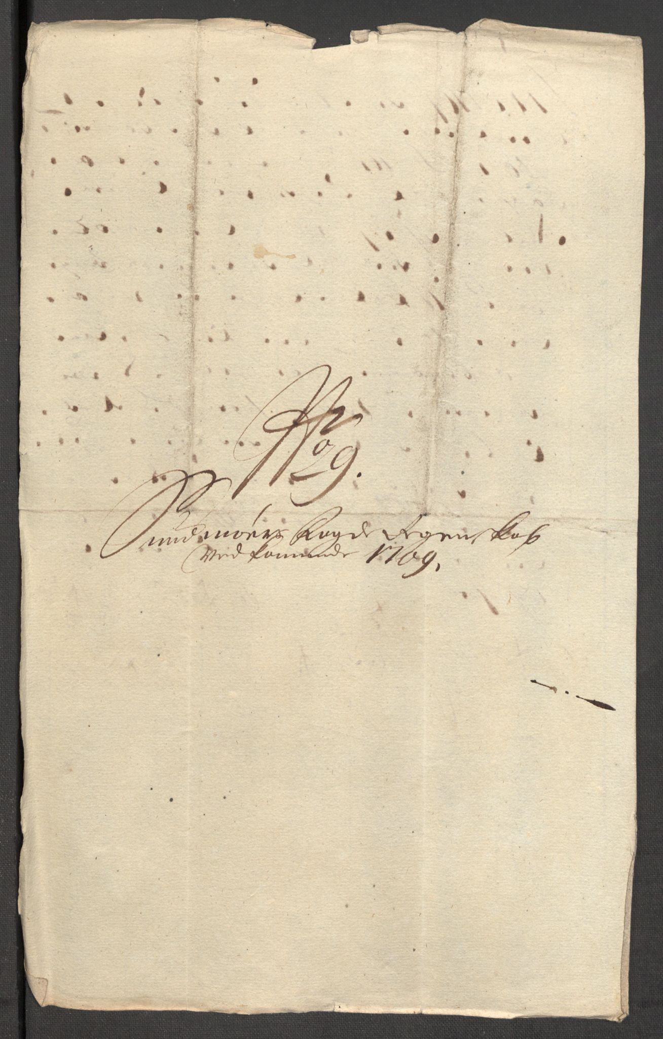 Rentekammeret inntil 1814, Reviderte regnskaper, Fogderegnskap, AV/RA-EA-4092/R54/L3562: Fogderegnskap Sunnmøre, 1708-1709, s. 355