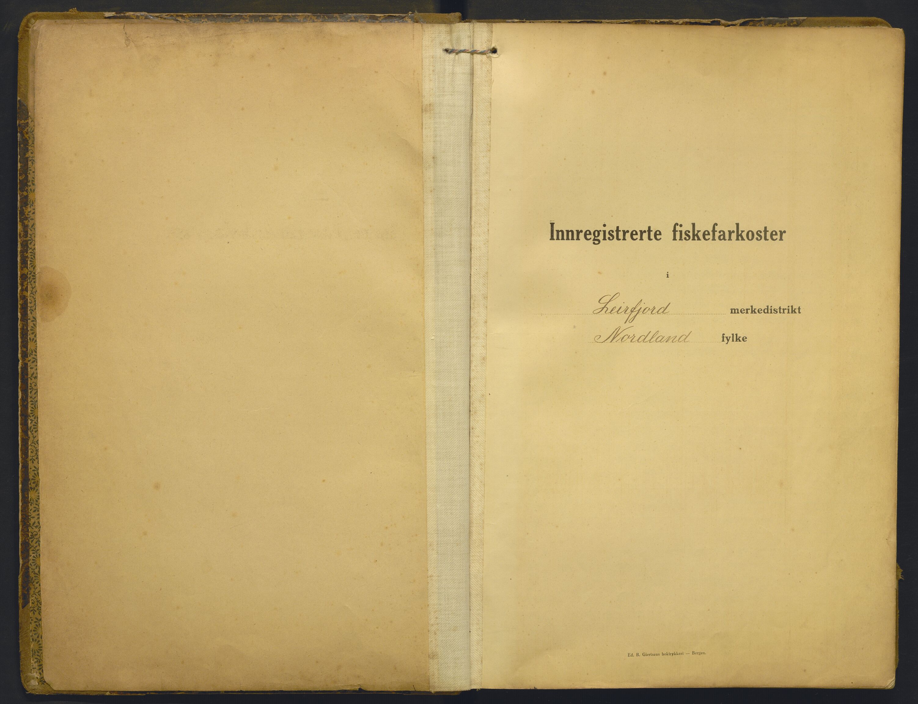 Fiskeridirektoratet - 1 Adm. ledelse - 13 Båtkontoret, AV/SAB-A-2003/I/Ia/Iac/L0099: 135.0335/1 Merkeprotokoll - Leirfjord, 1920-1938