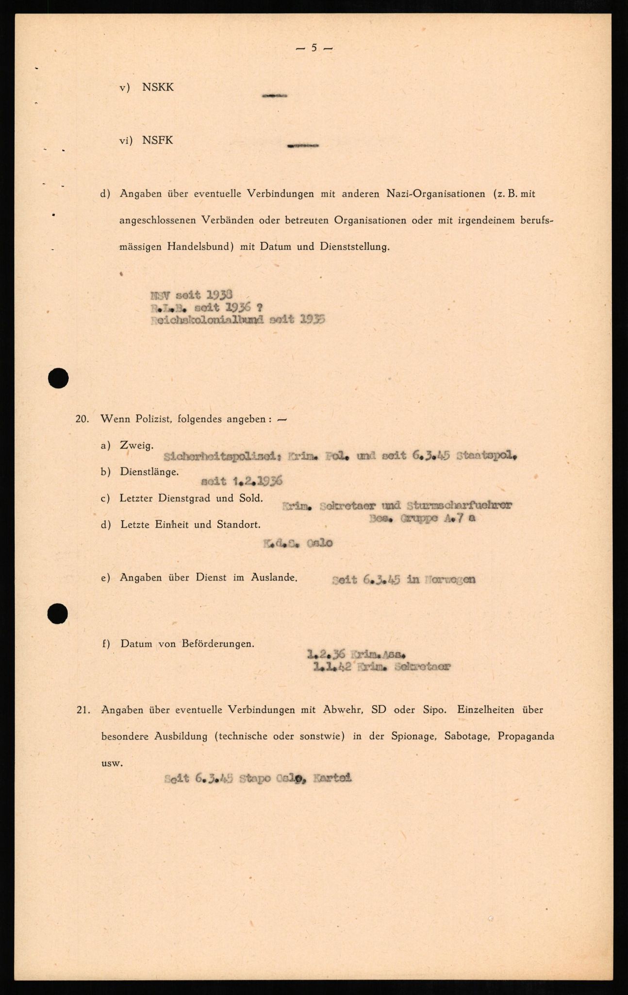 Forsvaret, Forsvarets overkommando II, AV/RA-RAFA-3915/D/Db/L0010: CI Questionaires. Tyske okkupasjonsstyrker i Norge. Tyskere., 1945-1946, s. 93