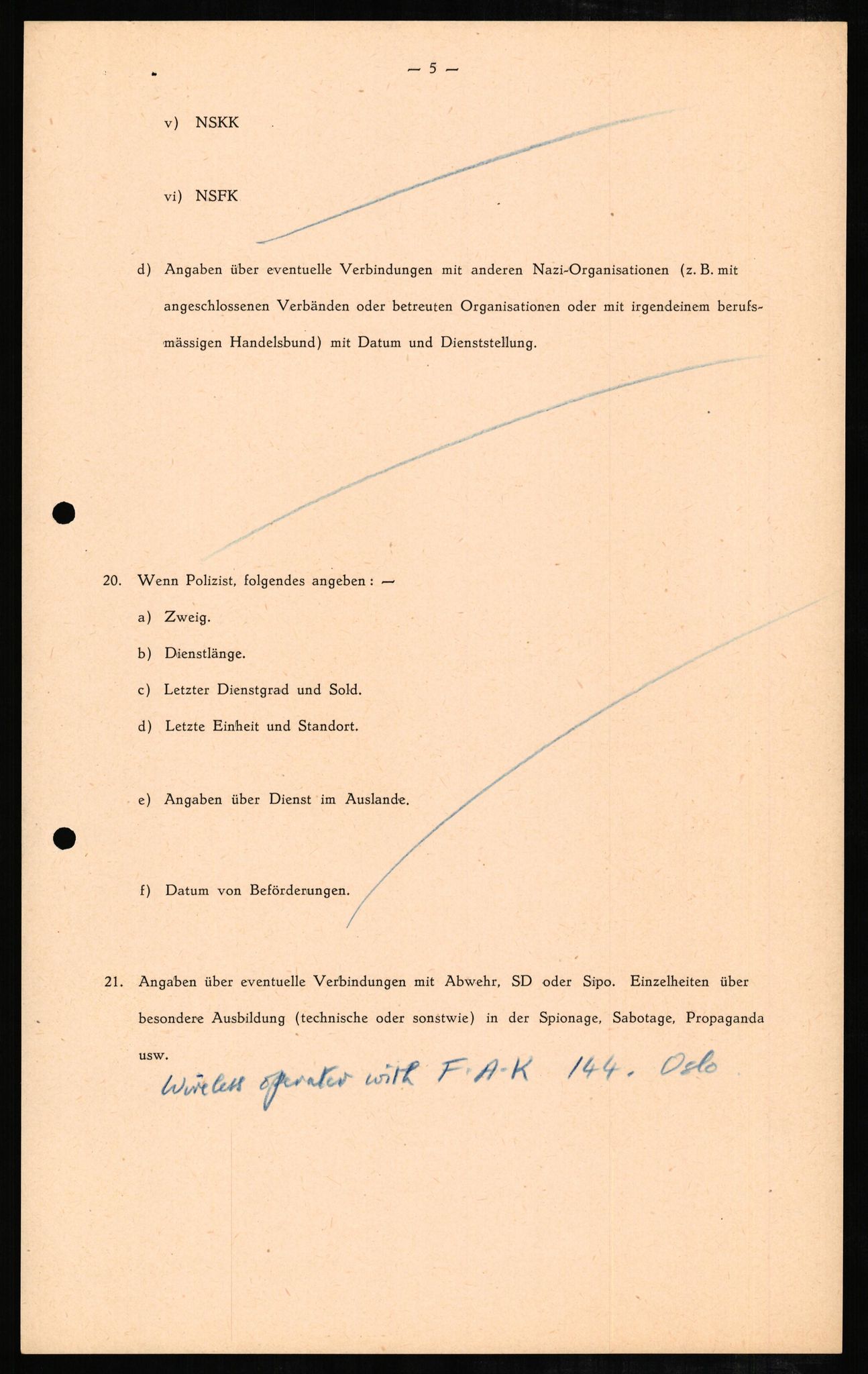 Forsvaret, Forsvarets overkommando II, AV/RA-RAFA-3915/D/Db/L0006: CI Questionaires. Tyske okkupasjonsstyrker i Norge. Tyskere., 1945-1946, s. 120