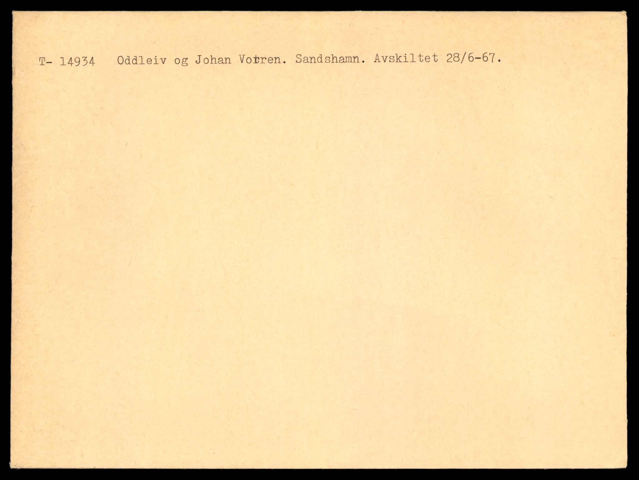 Møre og Romsdal vegkontor - Ålesund trafikkstasjon, AV/SAT-A-4099/F/Fe/L0049: Registreringskort for kjøretøy T 14864 - T 18613, 1927-1998, s. 1621