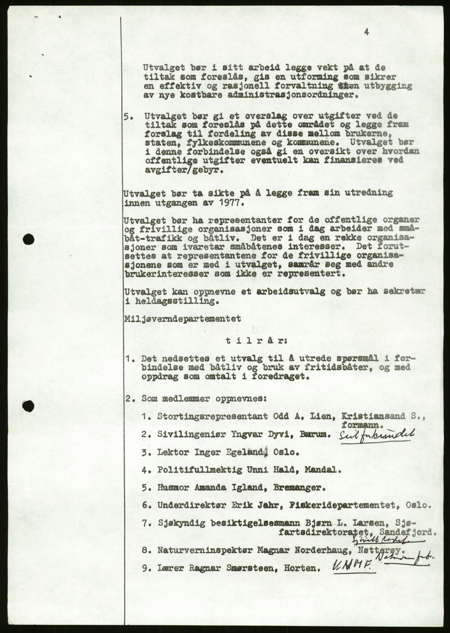 Sjøfartsdirektoratet med forløpere, generelt arkiv, AV/RA-S-1407/D/Du/Duc/L0642/0001: Skipskontrollen - Forskrifter / Forskrift om utleiebåter (2 mapper), 1978-1987, s. 397