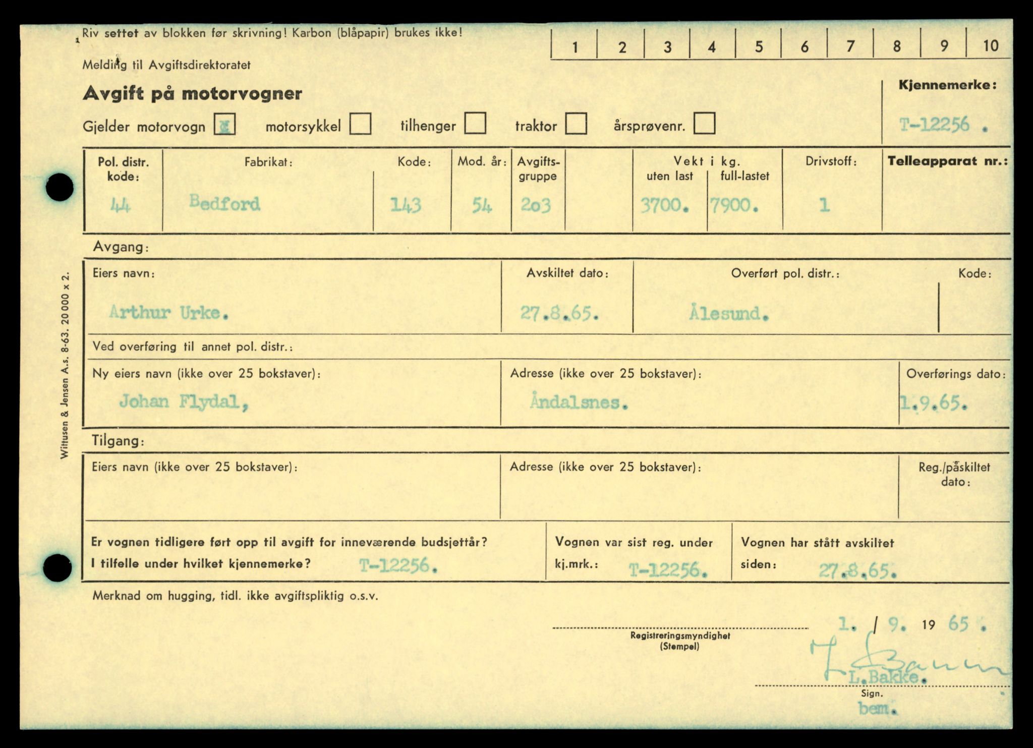 Møre og Romsdal vegkontor - Ålesund trafikkstasjon, AV/SAT-A-4099/F/Fe/L0033: Registreringskort for kjøretøy T 12151 - T 12474, 1927-1998, s. 2423