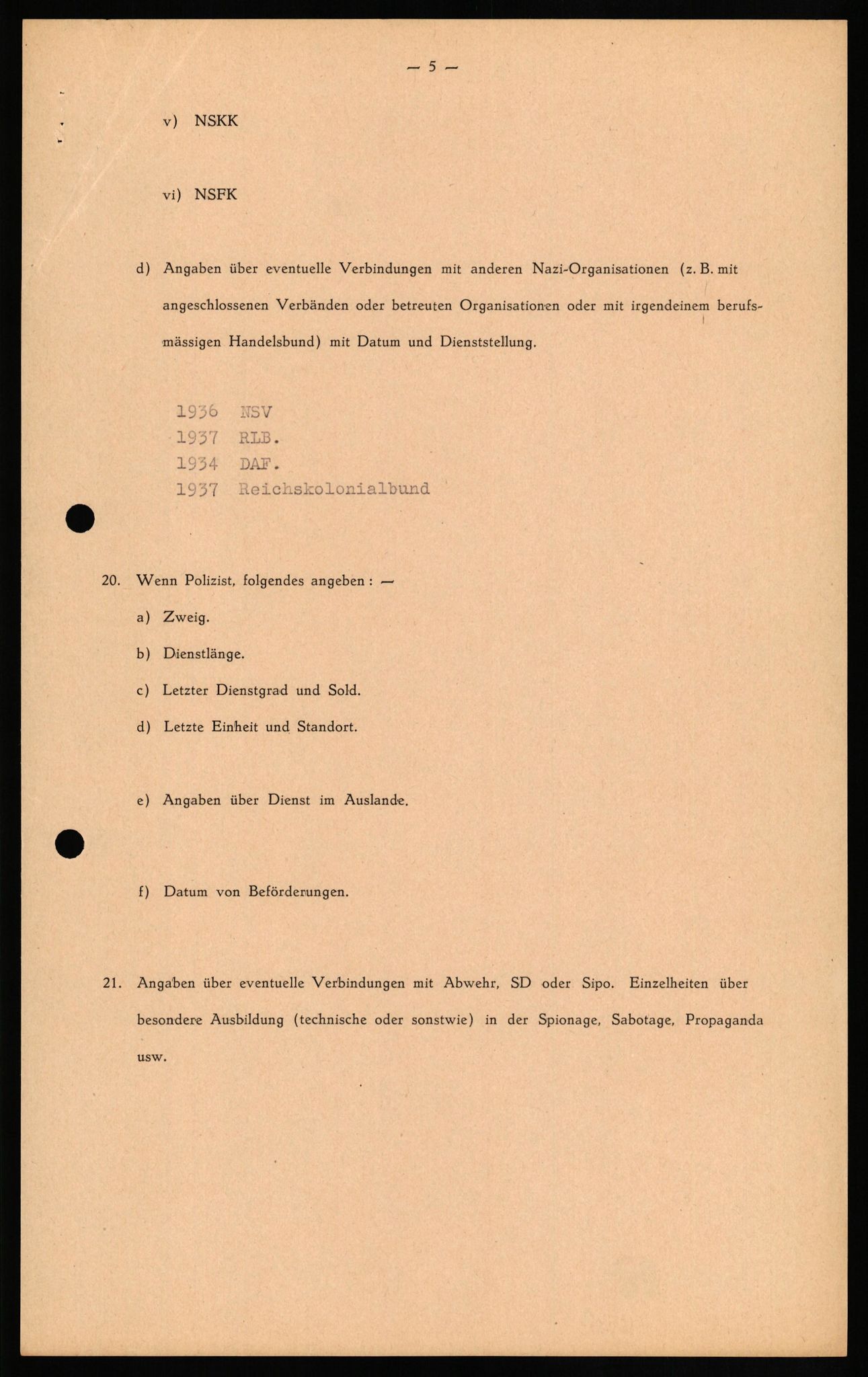 Forsvaret, Forsvarets overkommando II, AV/RA-RAFA-3915/D/Db/L0018: CI Questionaires. Tyske okkupasjonsstyrker i Norge. Tyskere., 1945-1946, s. 182