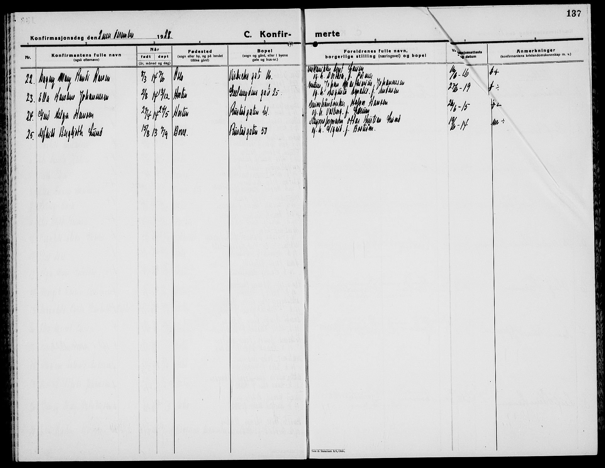 Horten kirkebøker, SAKO/A-348/G/Ga/L0009: Klokkerbok nr. 9, 1926-1936, s. 137