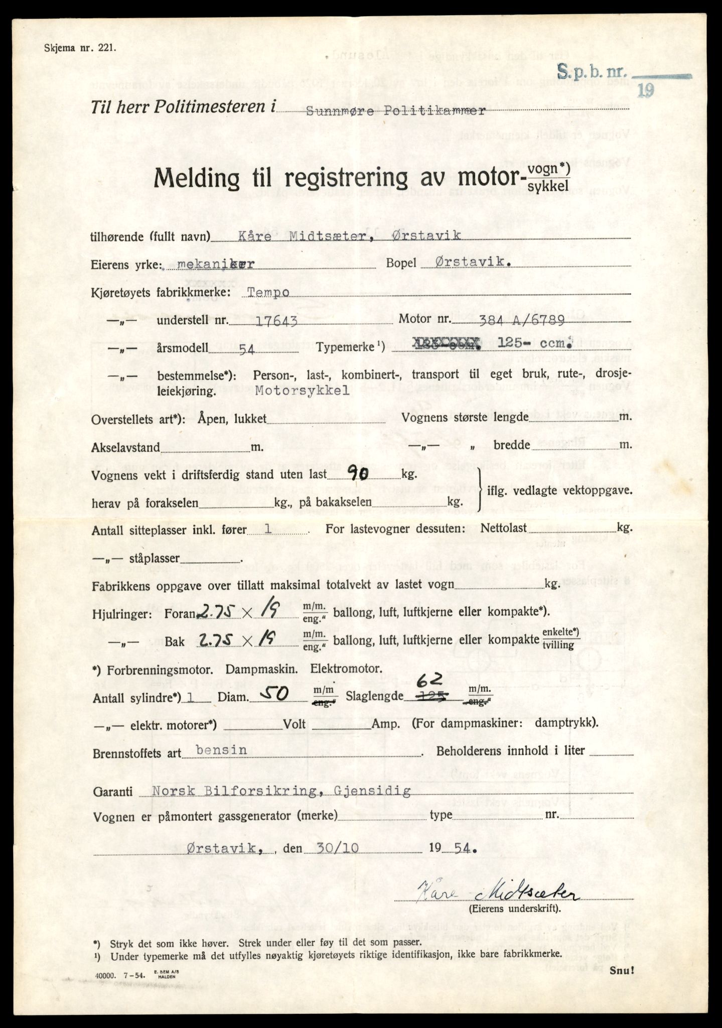 Møre og Romsdal vegkontor - Ålesund trafikkstasjon, AV/SAT-A-4099/F/Fe/L0038: Registreringskort for kjøretøy T 13180 - T 13360, 1927-1998, s. 1341
