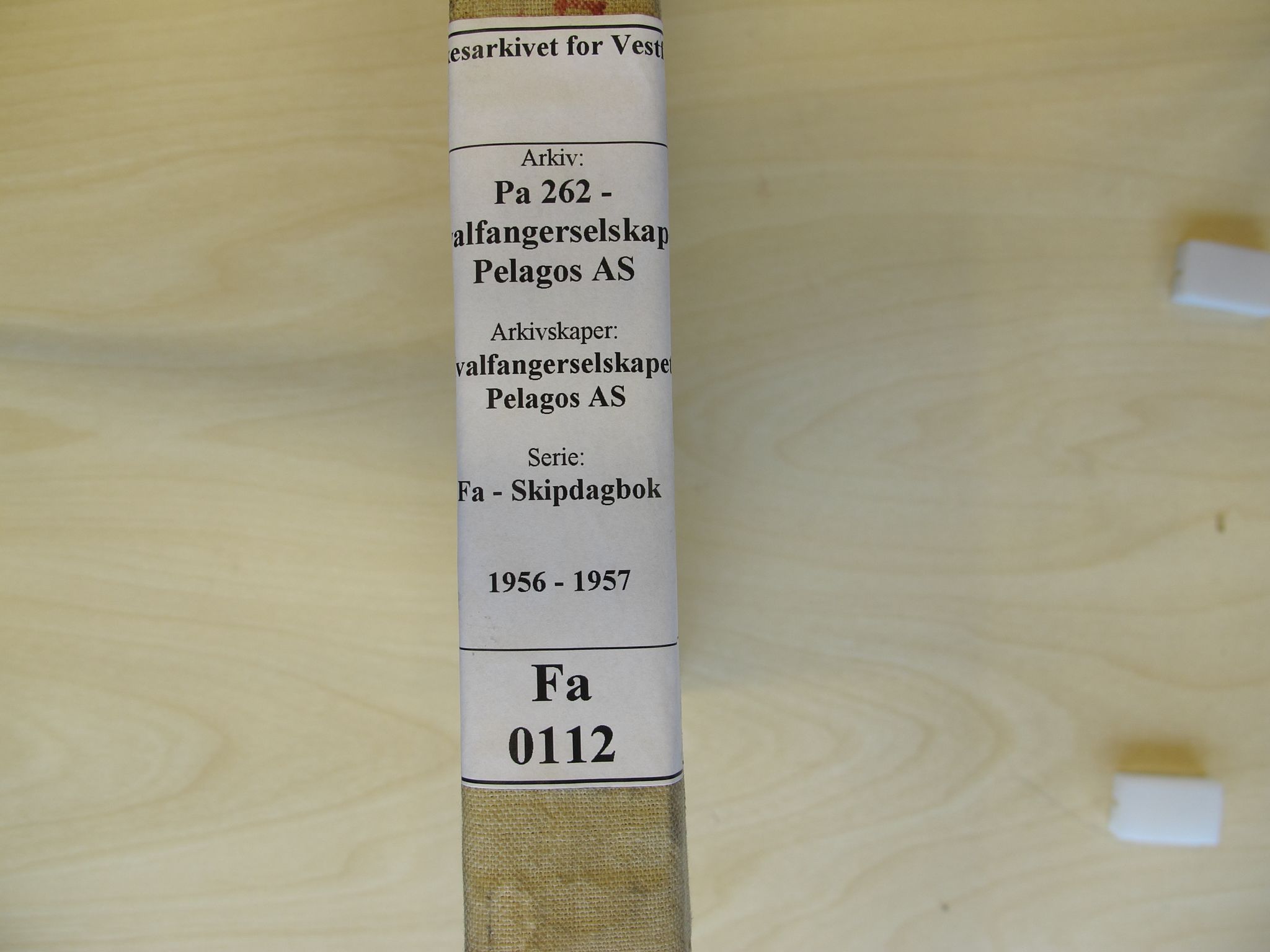 Pa 262 - Hvalfangerselskapet Pelagos AS, VEMU/A-1330/F/Fa/L0112: Pelagos, fl.k.  - dekksdagbok, 1956-1957