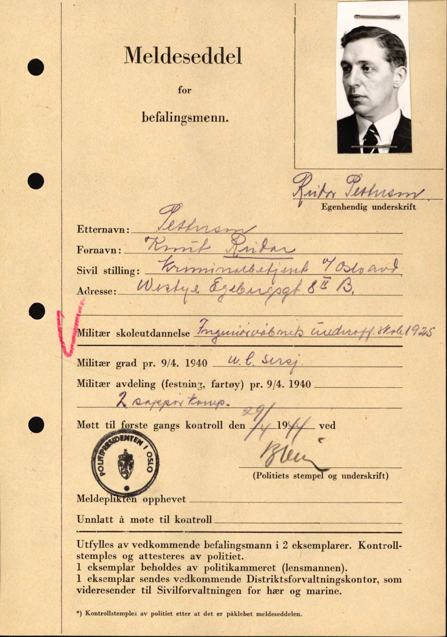 Forsvaret, Forsvarets krigshistoriske avdeling, AV/RA-RAFA-2017/Y/Yf/L0209: II-C-11-2121  -  Okkupasjonstiden.  Meldesedler for befal med foto og oppl. om militær grad 9. apr. 1940., 1944-1945, s. 511