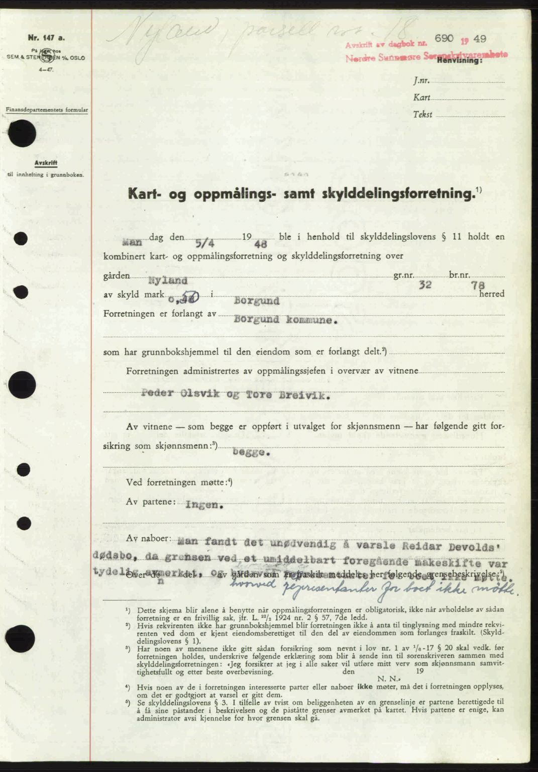 Nordre Sunnmøre sorenskriveri, SAT/A-0006/1/2/2C/2Ca: Pantebok nr. A30, 1949-1949, Dagboknr: 690/1949