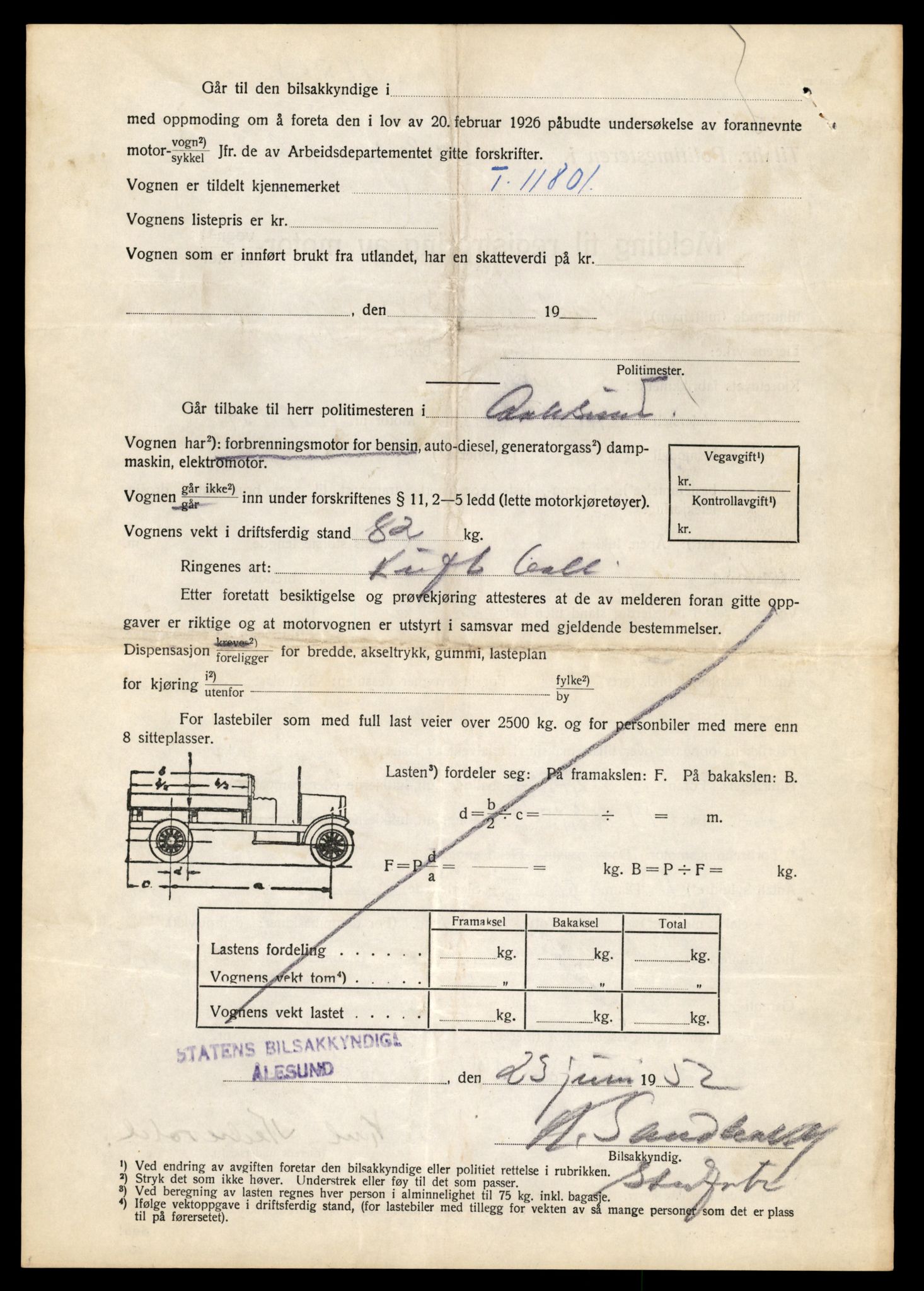 Møre og Romsdal vegkontor - Ålesund trafikkstasjon, AV/SAT-A-4099/F/Fe/L0031: Registreringskort for kjøretøy T 11800 - T 11996, 1927-1998, s. 18