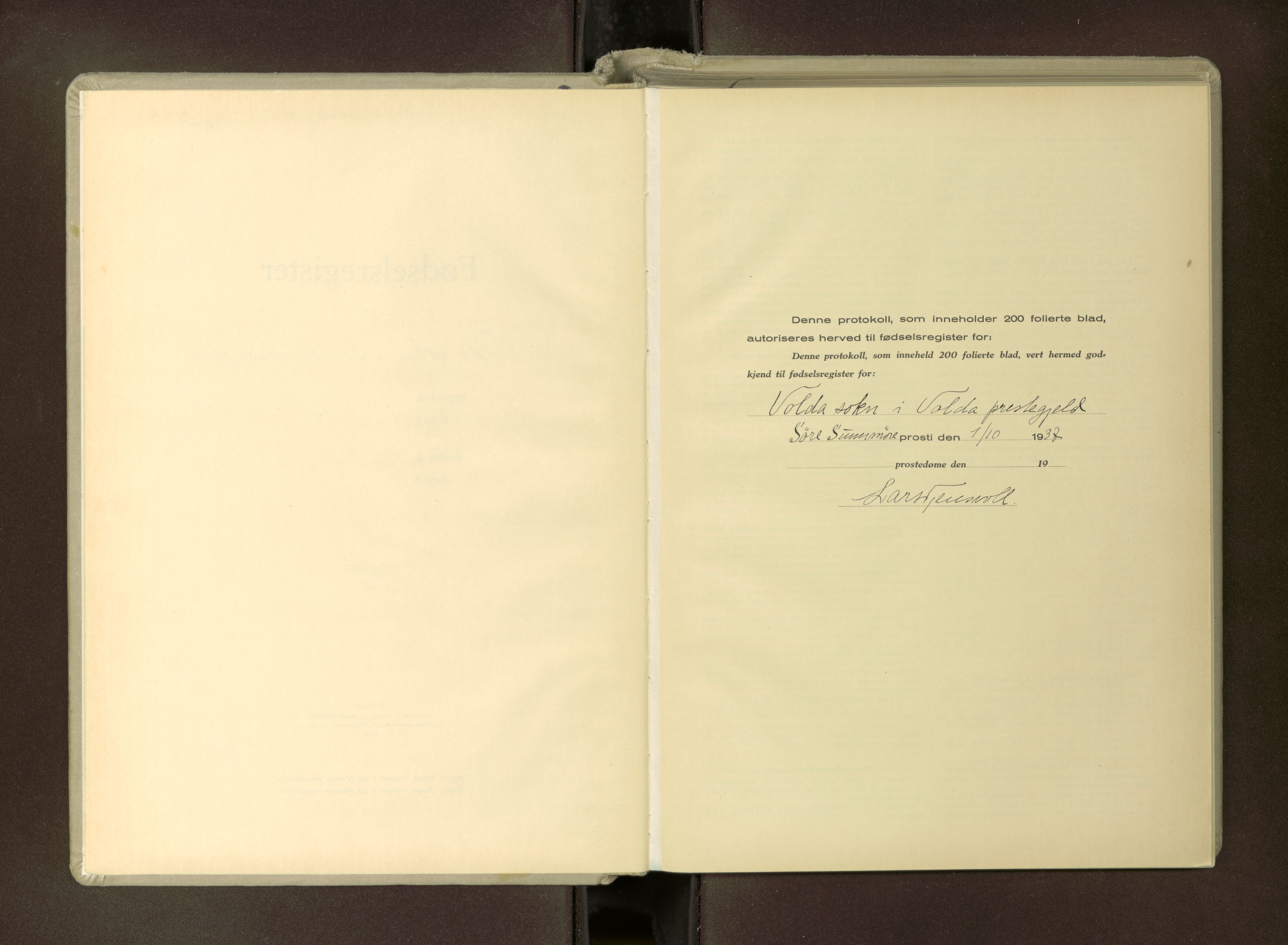 Ministerialprotokoller, klokkerbøker og fødselsregistre - Møre og Romsdal, AV/SAT-A-1454/511/L0166: Fødselsregister nr. 511---, 1937-1954