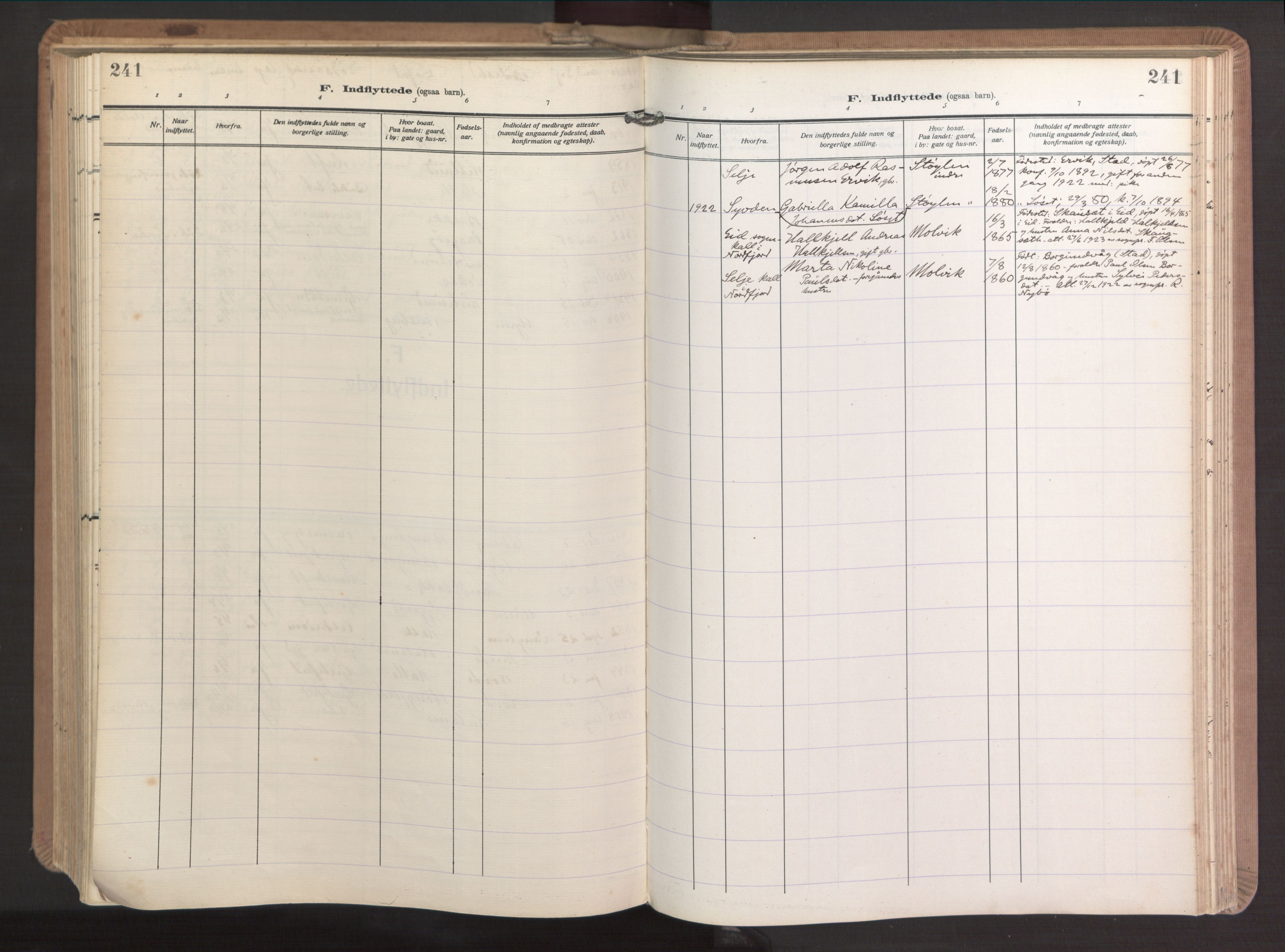 Ministerialprotokoller, klokkerbøker og fødselsregistre - Møre og Romsdal, SAT/A-1454/503/L0044: Ministerialbok nr. 503A12, 1918-1931, s. 241