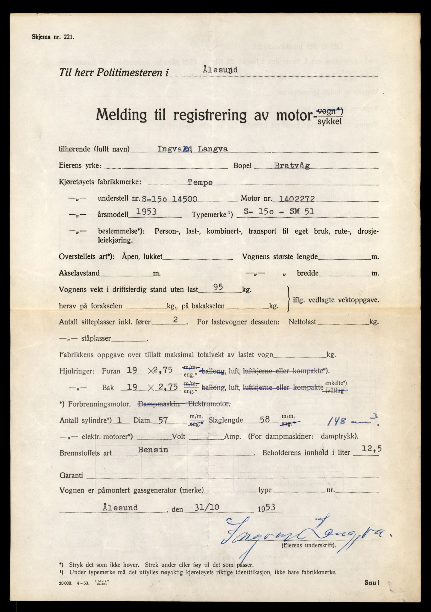 Møre og Romsdal vegkontor - Ålesund trafikkstasjon, AV/SAT-A-4099/F/Fe/L0037: Registreringskort for kjøretøy T 13031 - T 13179, 1927-1998, s. 327