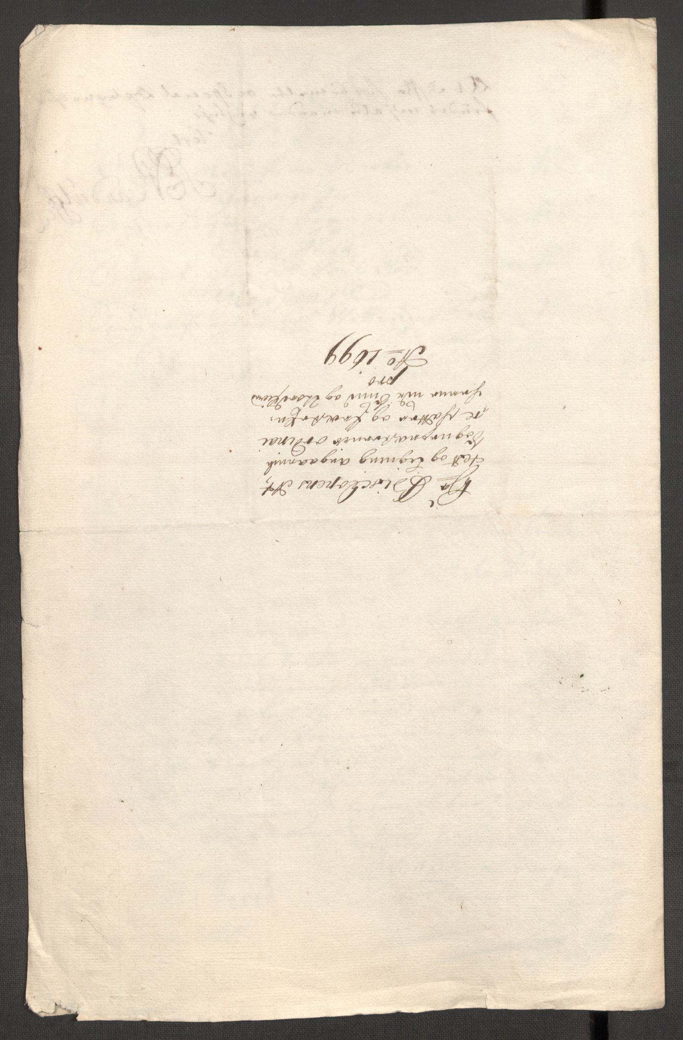 Rentekammeret inntil 1814, Reviderte regnskaper, Fogderegnskap, AV/RA-EA-4092/R53/L3424: Fogderegnskap Sunn- og Nordfjord, 1699, s. 132