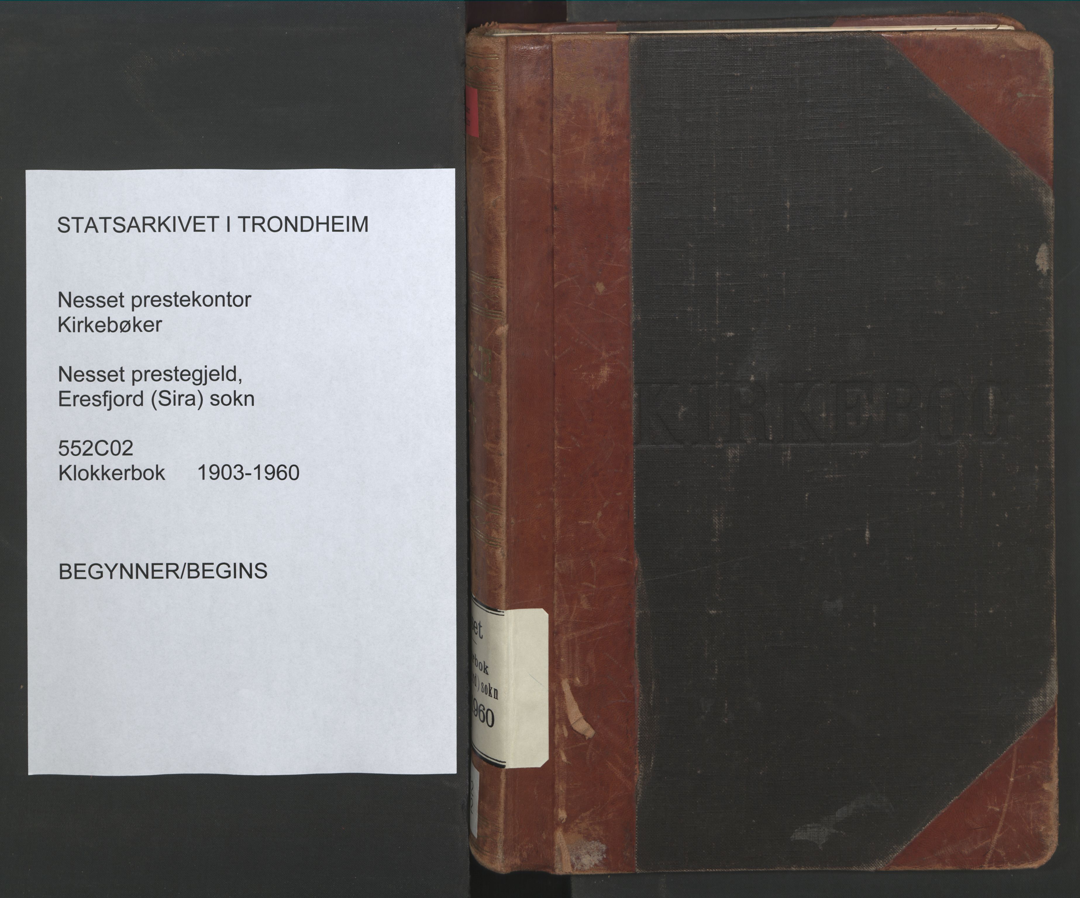 Ministerialprotokoller, klokkerbøker og fødselsregistre - Møre og Romsdal, AV/SAT-A-1454/552/L0639: Klokkerbok nr. 552C02, 1903-1960