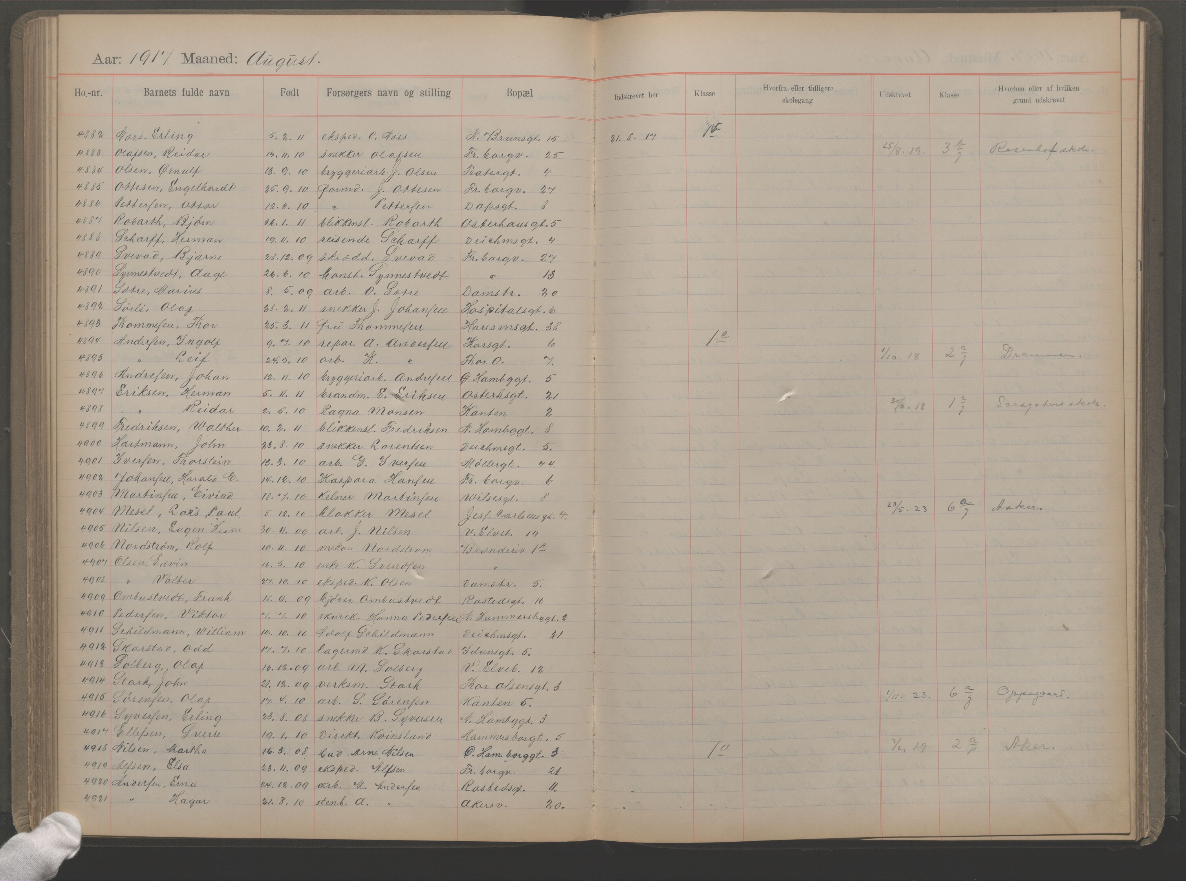 Møllergata skole, OBA/A-20129/F/Fa/L0002: Ut-/innskrivningsprotokoll, 1907-1932, s. 127
