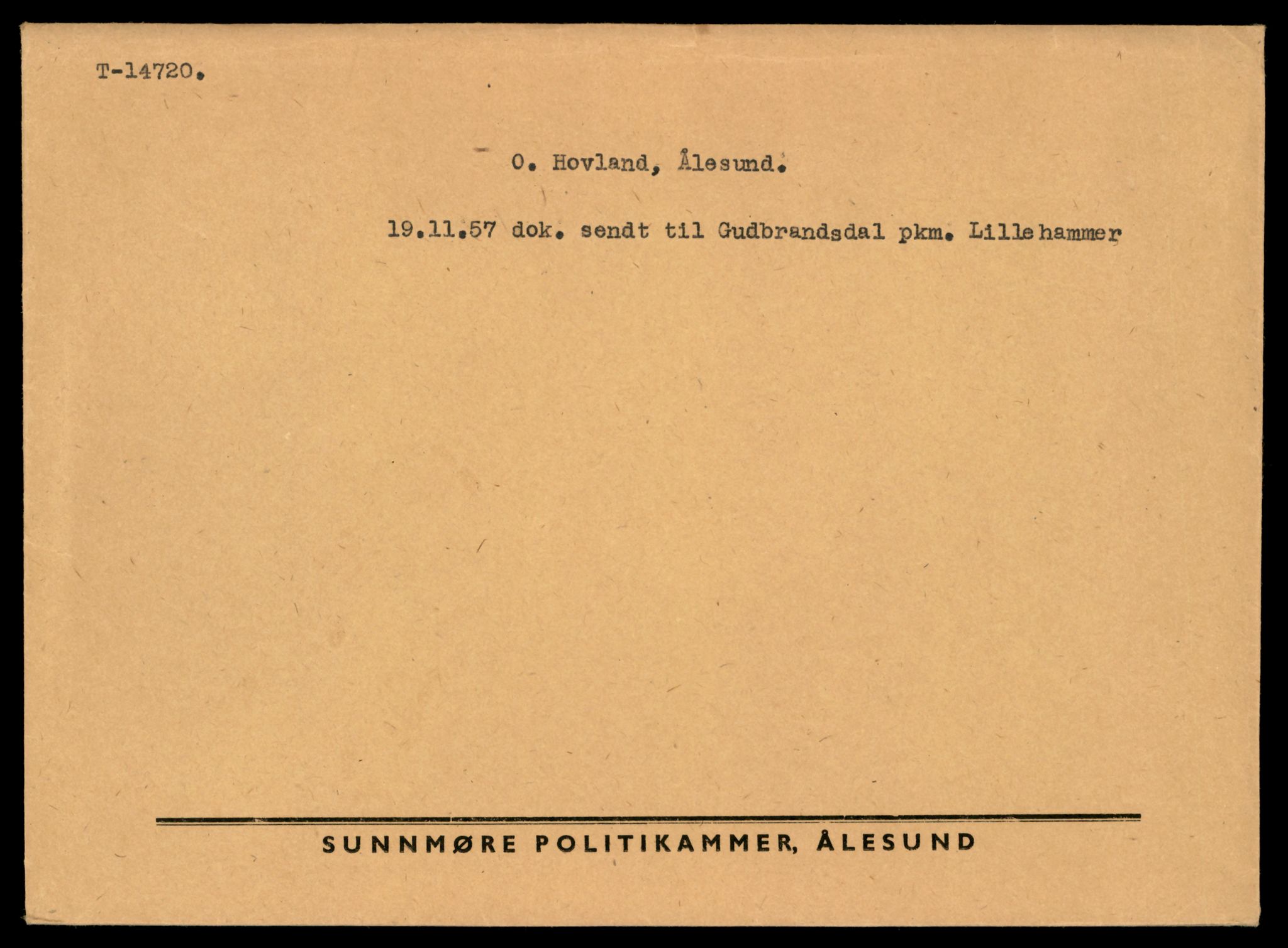 Møre og Romsdal vegkontor - Ålesund trafikkstasjon, AV/SAT-A-4099/F/Fe/L0047: Registreringskort for kjøretøy T 14580 - T 14720, 1927-1998, s. 3263