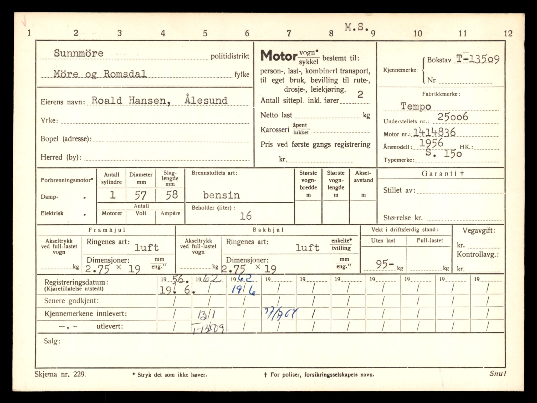 Møre og Romsdal vegkontor - Ålesund trafikkstasjon, AV/SAT-A-4099/F/Fe/L0039: Registreringskort for kjøretøy T 13361 - T 13530, 1927-1998, s. 2646