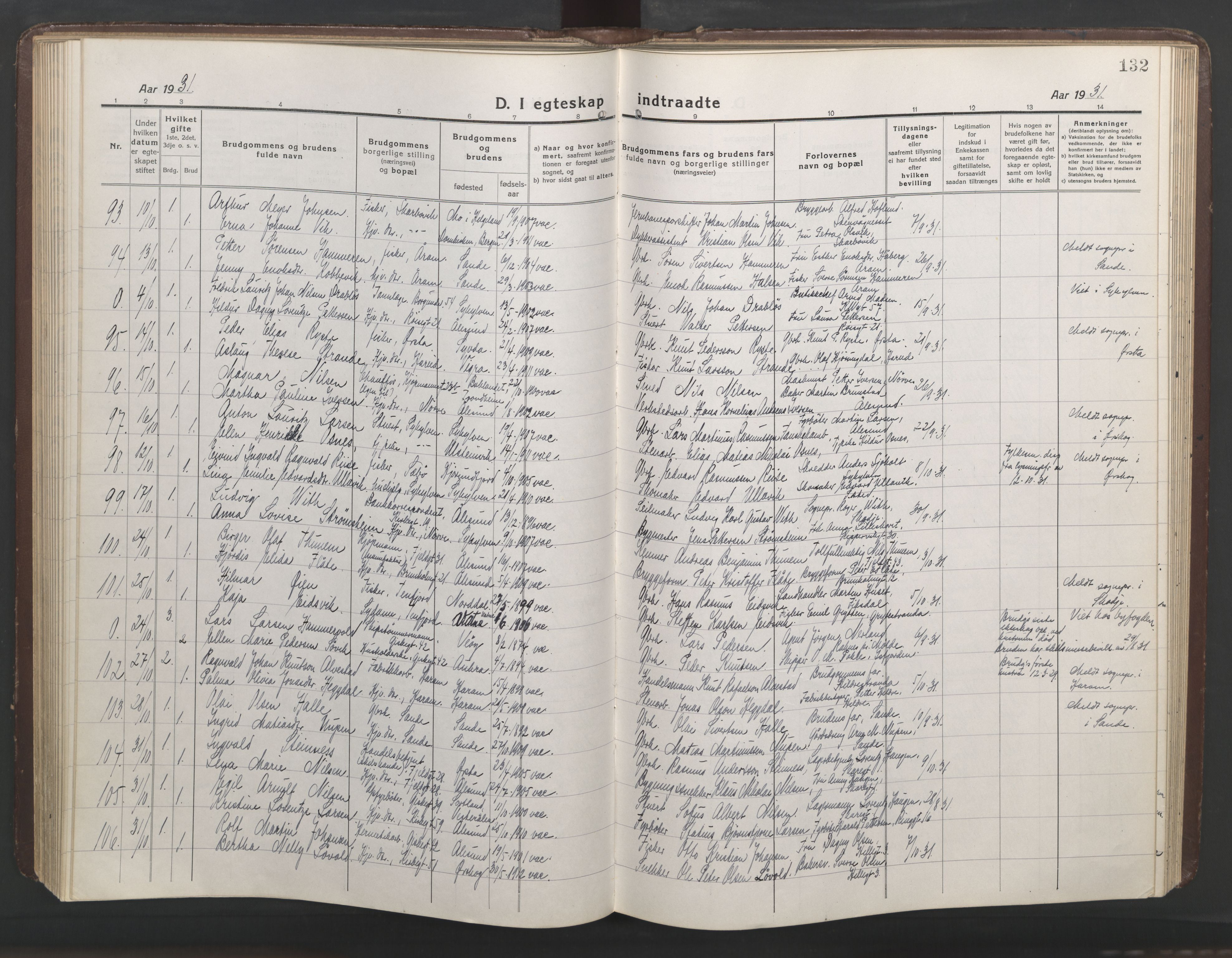 Ministerialprotokoller, klokkerbøker og fødselsregistre - Møre og Romsdal, AV/SAT-A-1454/529/L0473: Klokkerbok nr. 529C10, 1918-1941, s. 132