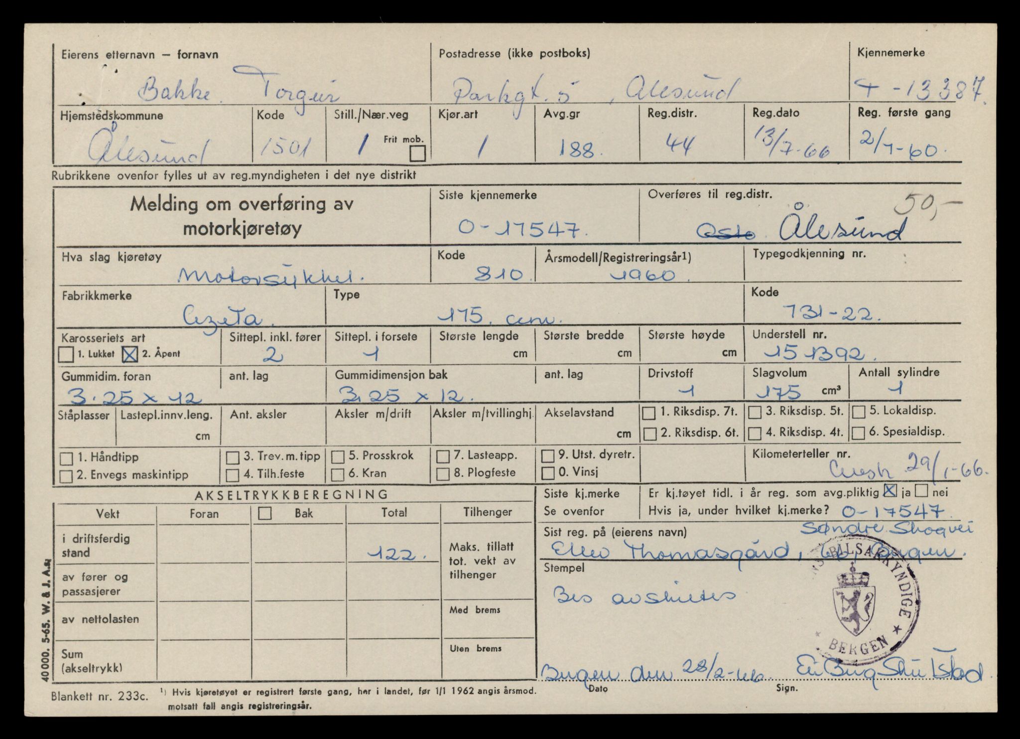 Møre og Romsdal vegkontor - Ålesund trafikkstasjon, AV/SAT-A-4099/F/Fe/L0039: Registreringskort for kjøretøy T 13361 - T 13530, 1927-1998, s. 417
