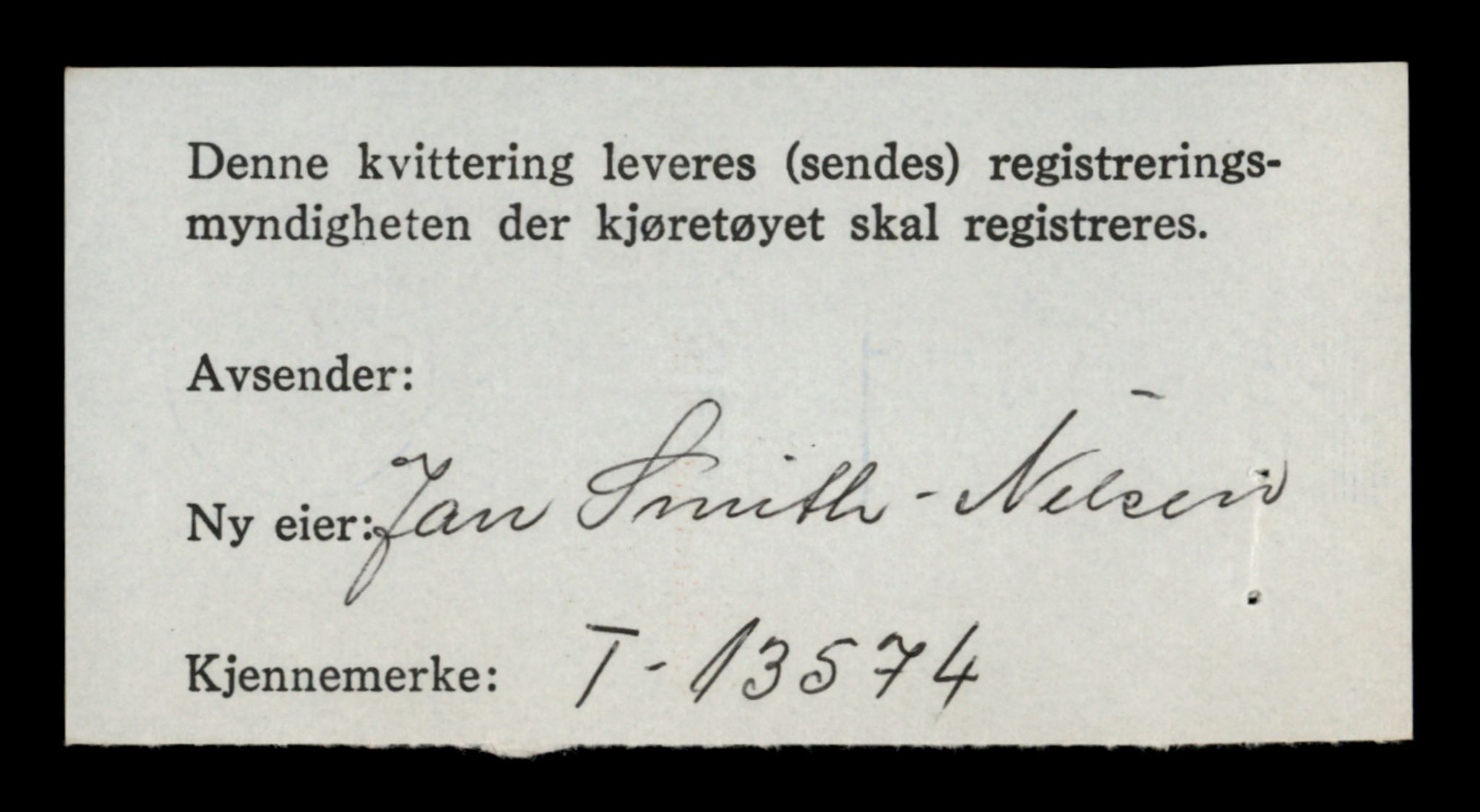 Møre og Romsdal vegkontor - Ålesund trafikkstasjon, AV/SAT-A-4099/F/Fe/L0040: Registreringskort for kjøretøy T 13531 - T 13709, 1927-1998, s. 824