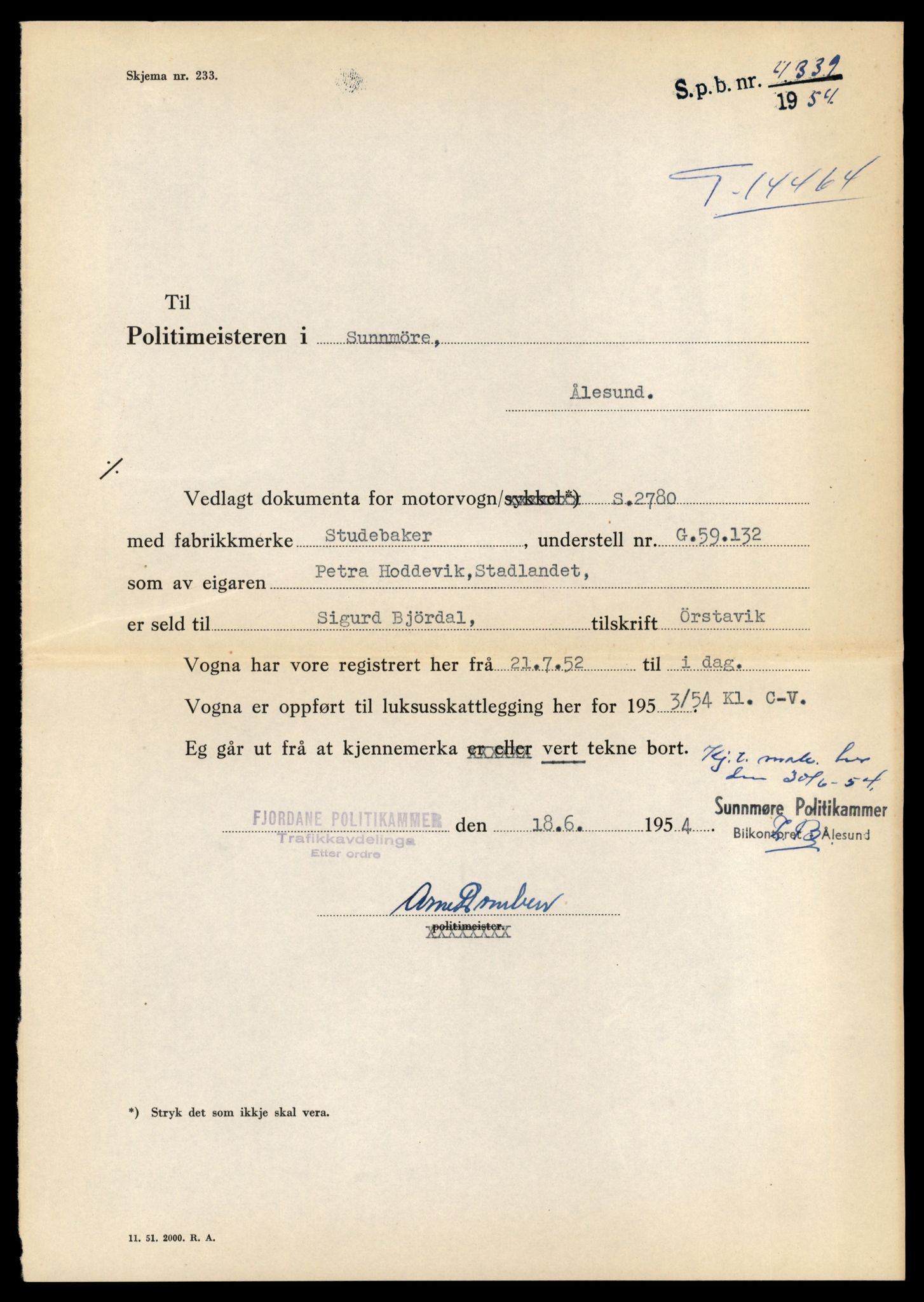 Møre og Romsdal vegkontor - Ålesund trafikkstasjon, AV/SAT-A-4099/F/Fe/L0046: Registreringskort for kjøretøy T 14445 - T 14579, 1927-1998