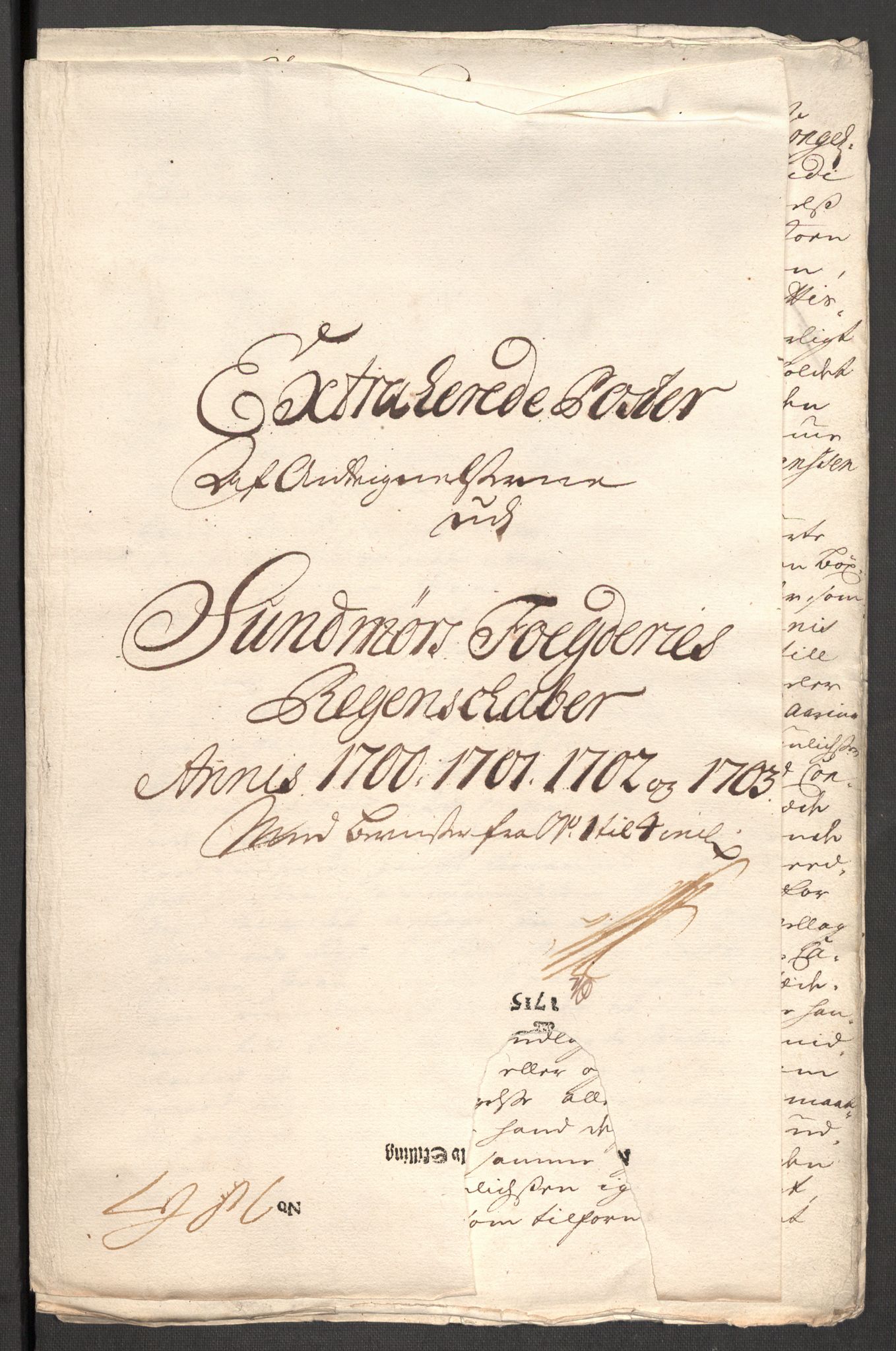 Rentekammeret inntil 1814, Reviderte regnskaper, Fogderegnskap, AV/RA-EA-4092/R54/L3559: Fogderegnskap Sunnmøre, 1702-1703, s. 476