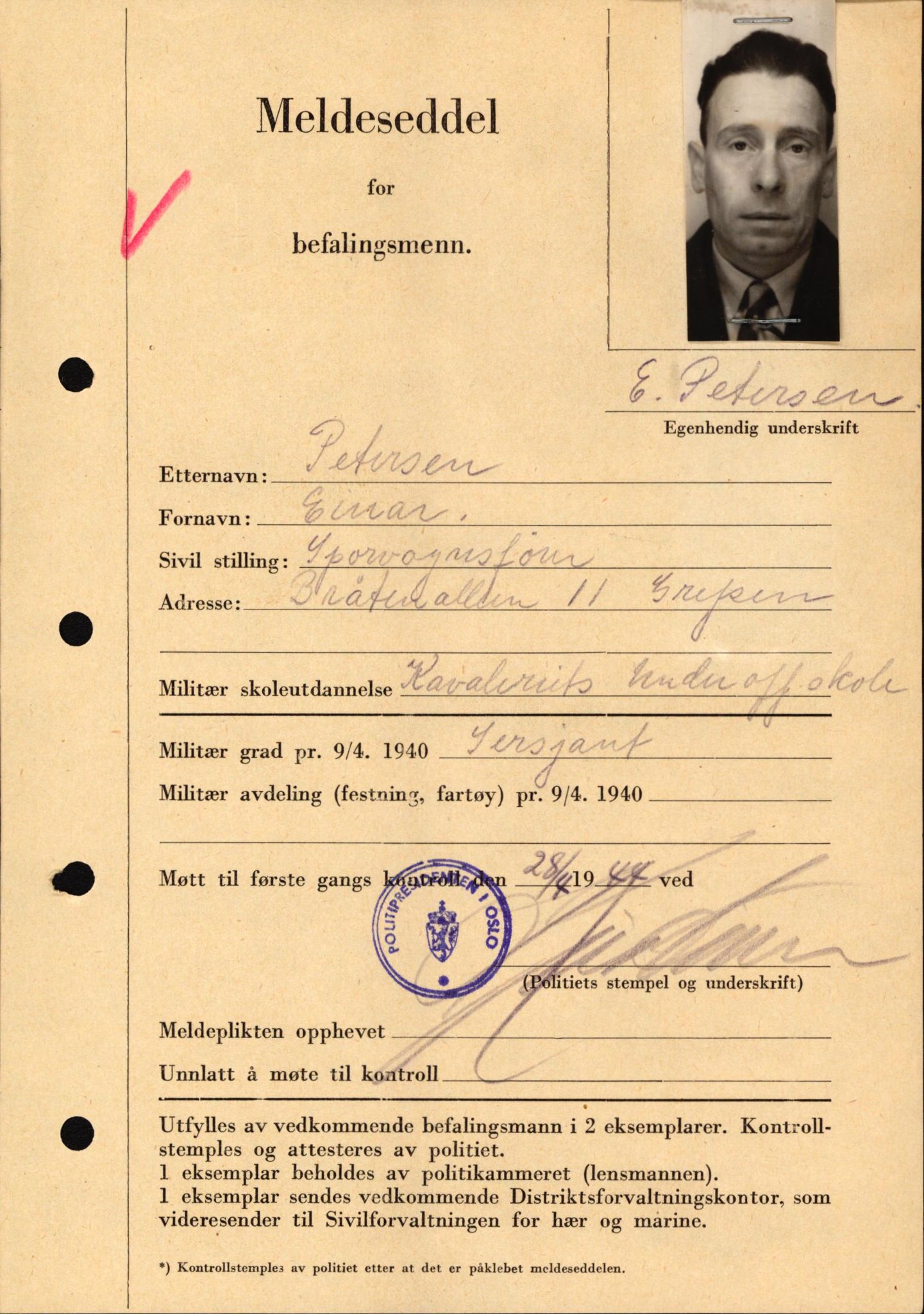 Forsvaret, Forsvarets krigshistoriske avdeling, AV/RA-RAFA-2017/Y/Yf/L0209: II-C-11-2121  -  Okkupasjonstiden.  Meldesedler for befal med foto og oppl. om militær grad 9. apr. 1940., 1944-1945, s. 503